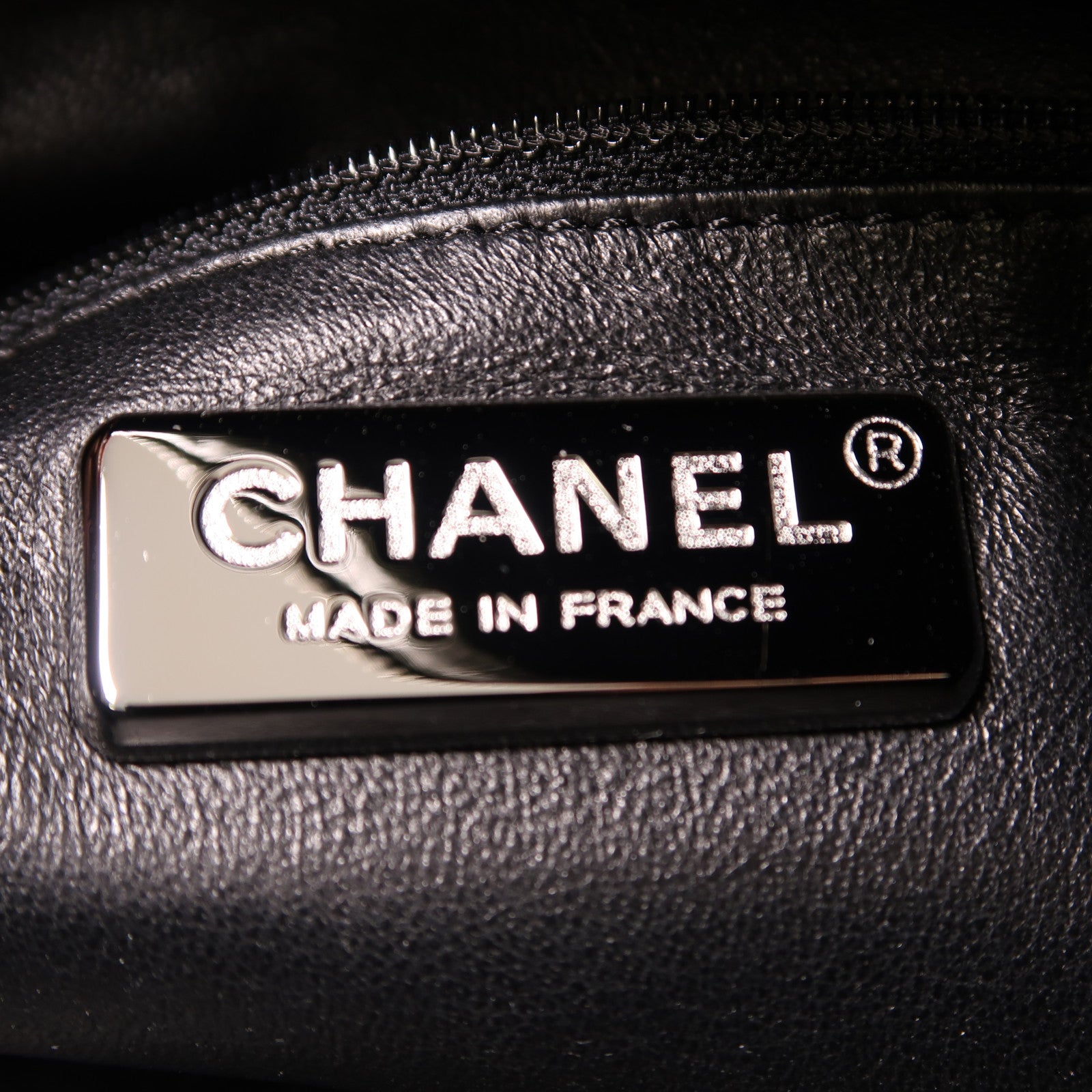 CHANEL 羊皮皮革Luxe ligne bowler bag銀扣肩背袋黑色