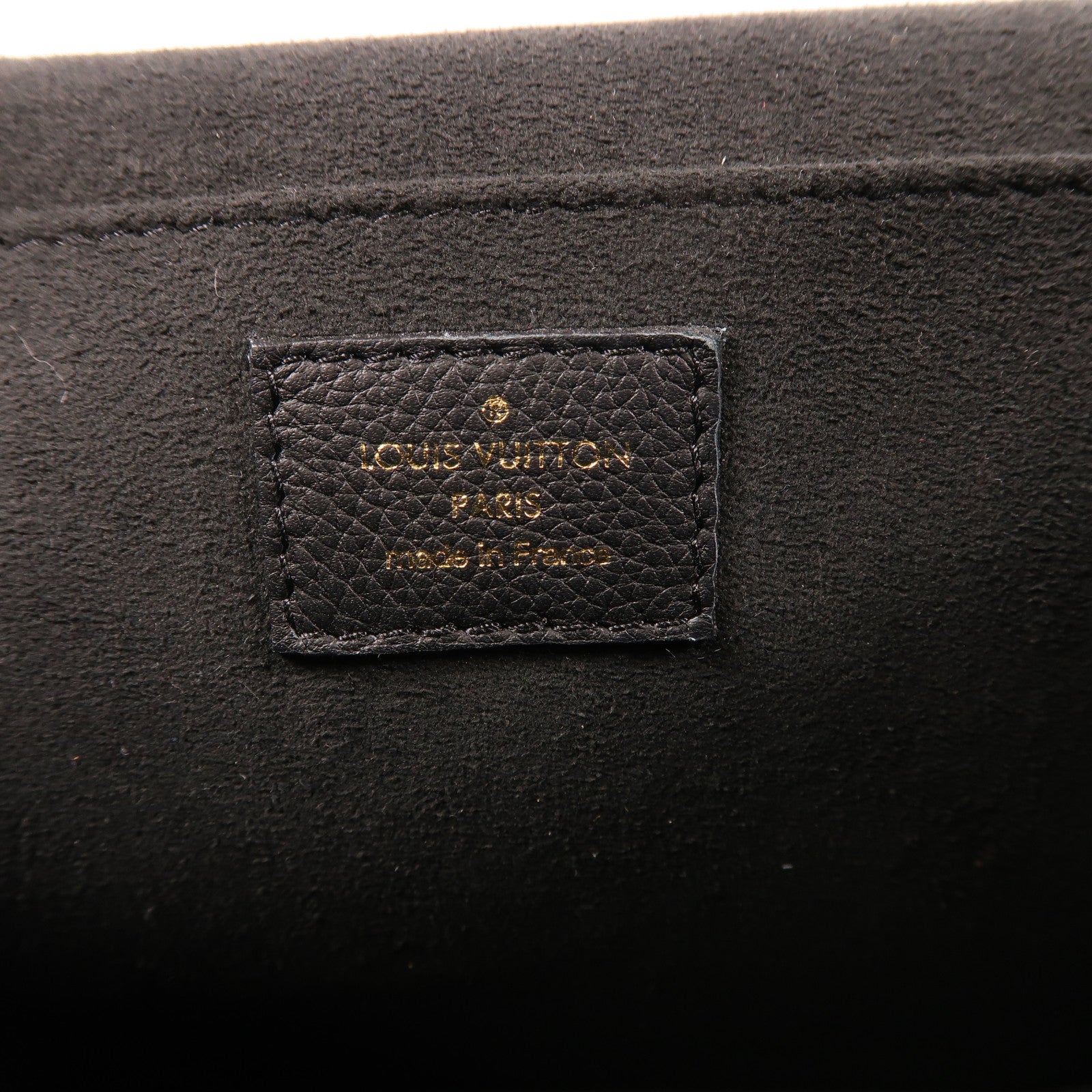 LOUIS VUITTON 牛皮皮革Lock Me金扣鏈帶肩背袋黑色