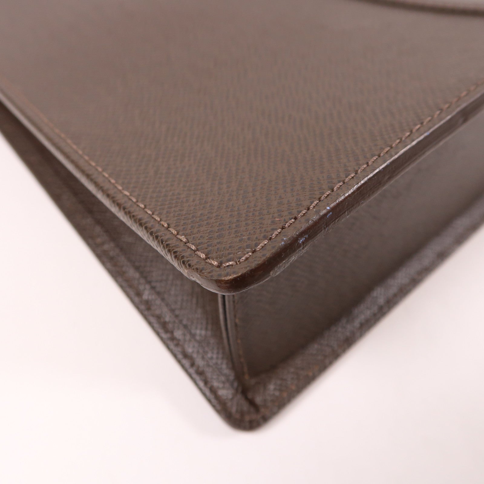 LOUIS VUITTON Taiga皮革Brief Case銀扣公事包