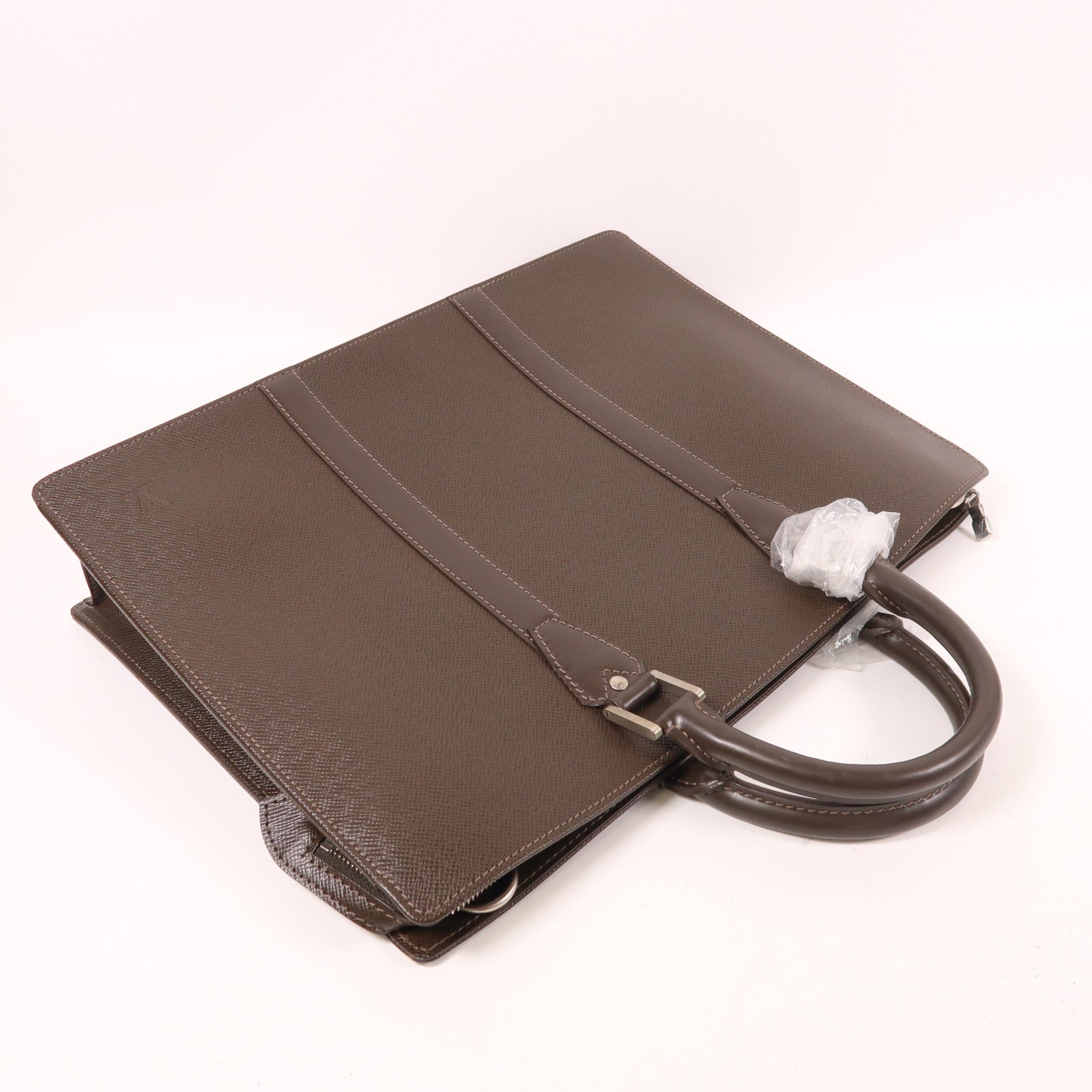 LOUIS VUITTON Taiga皮革Brief Case銀扣公事包