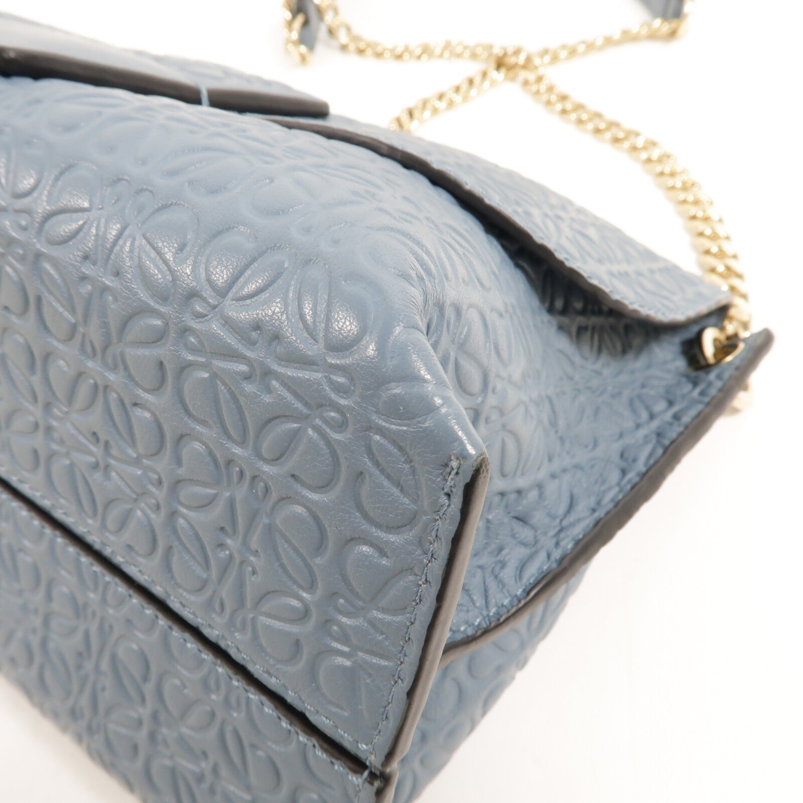 LOEWE 牛皮皮革Avenue Anagram鏈帶肩背袋