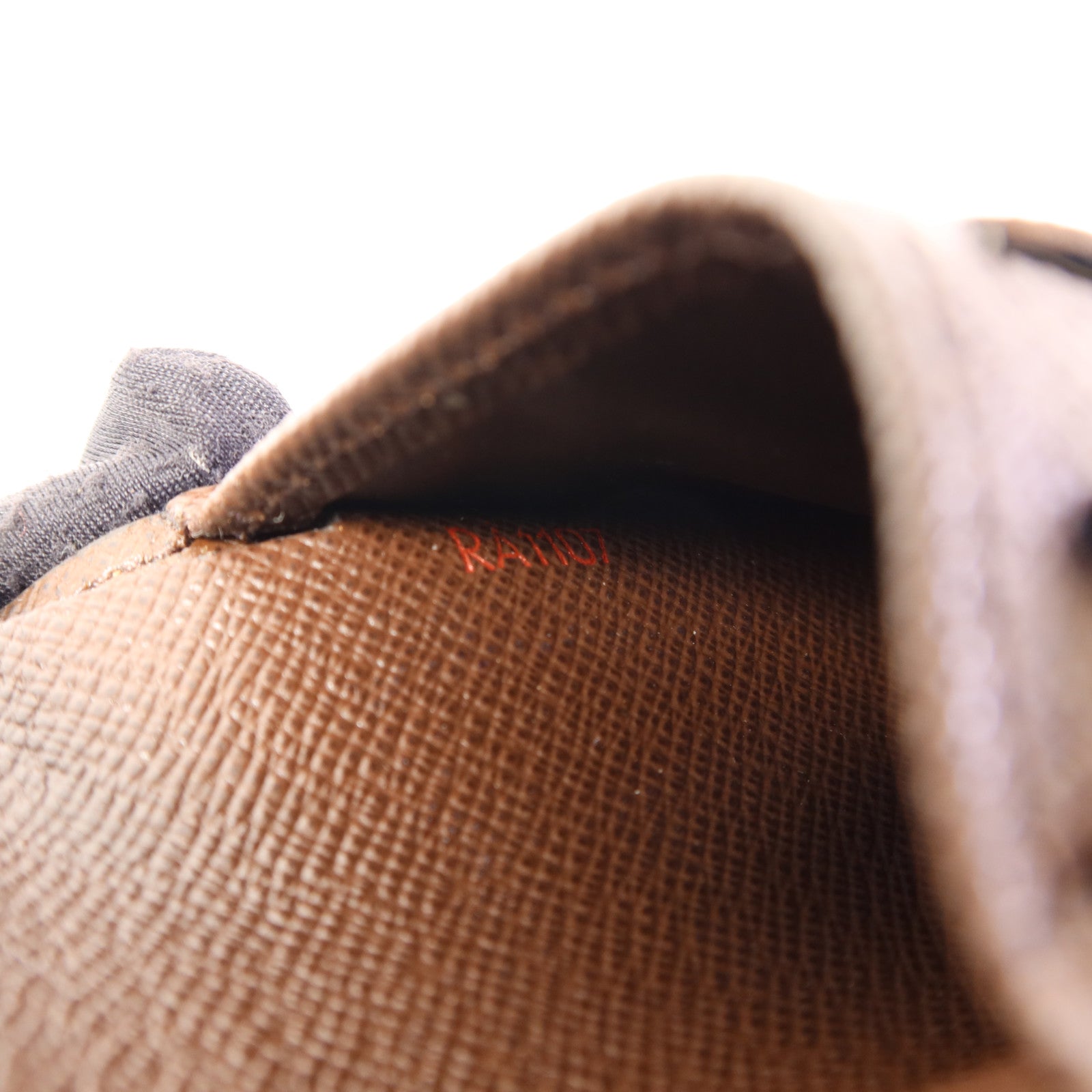 LOUIS VUITTON Damier Bifold Wallet錢包