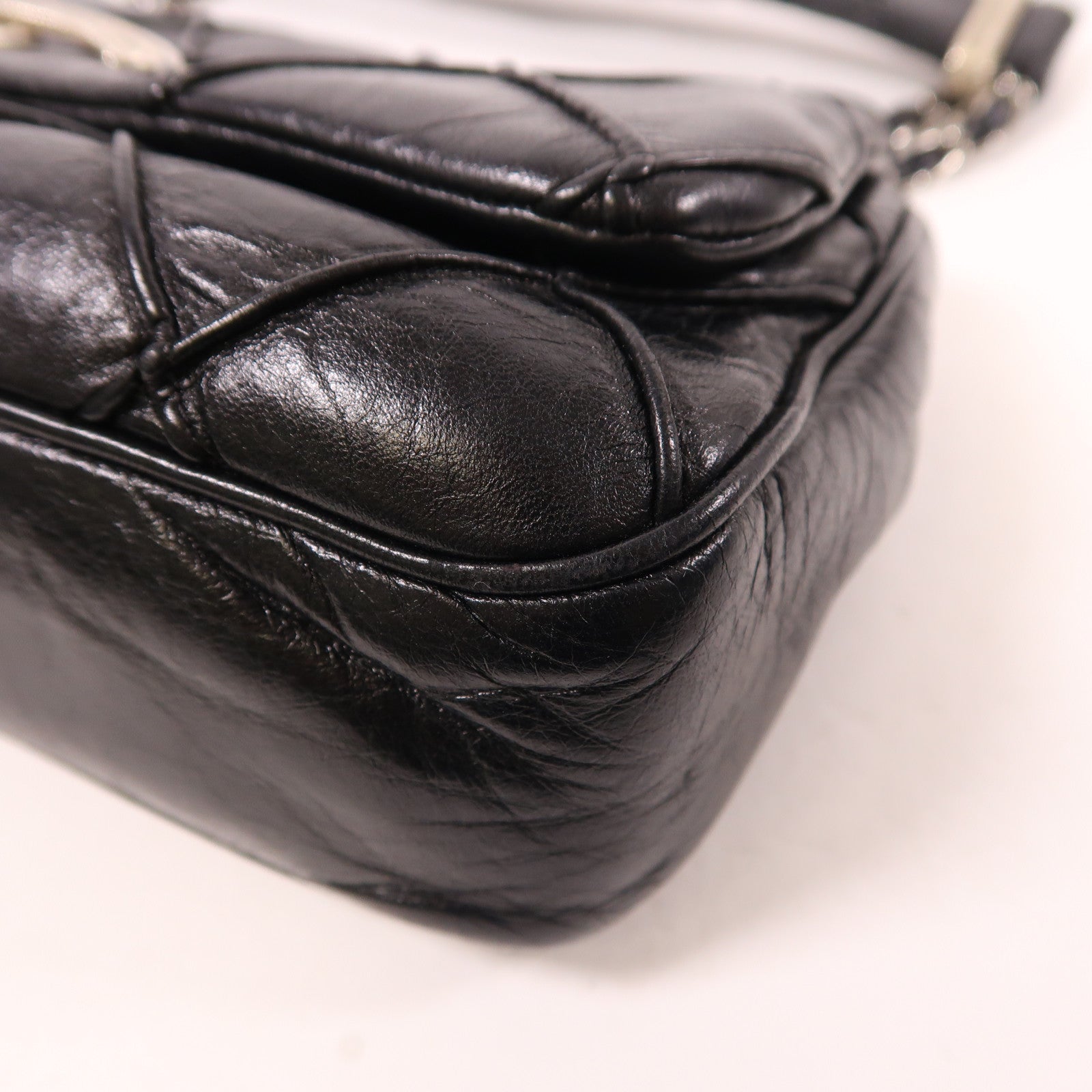 CHANEL 牛皮皮革Shoulder Bag銀扣肩背袋