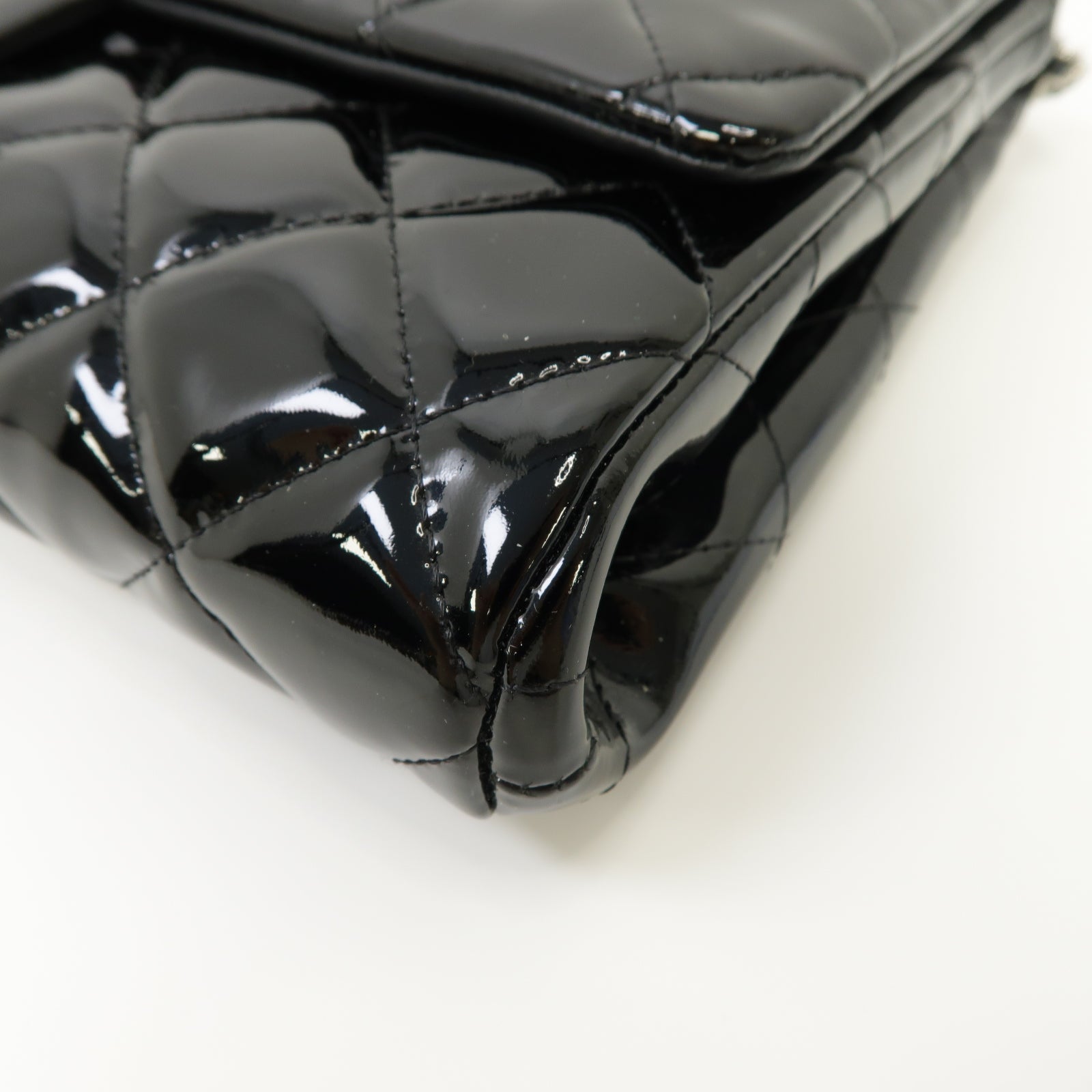 CHANEL 菱格漆皮皮革Chain Shoulder Bag銀扣鏈帶肩背袋黒色