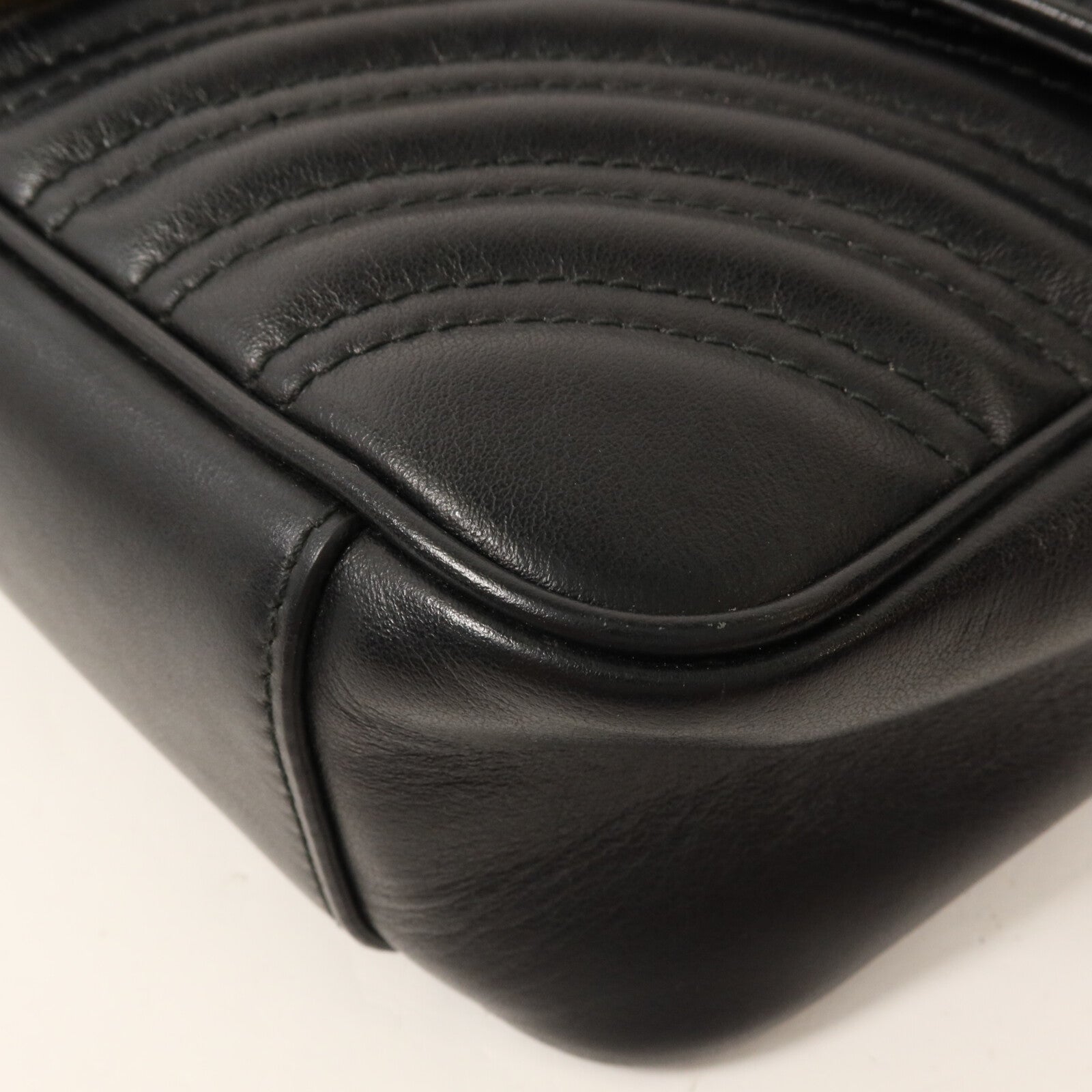 GUCCI 牛皮皮革GG Marmont Shoulder Bag鏈帶肩背袋