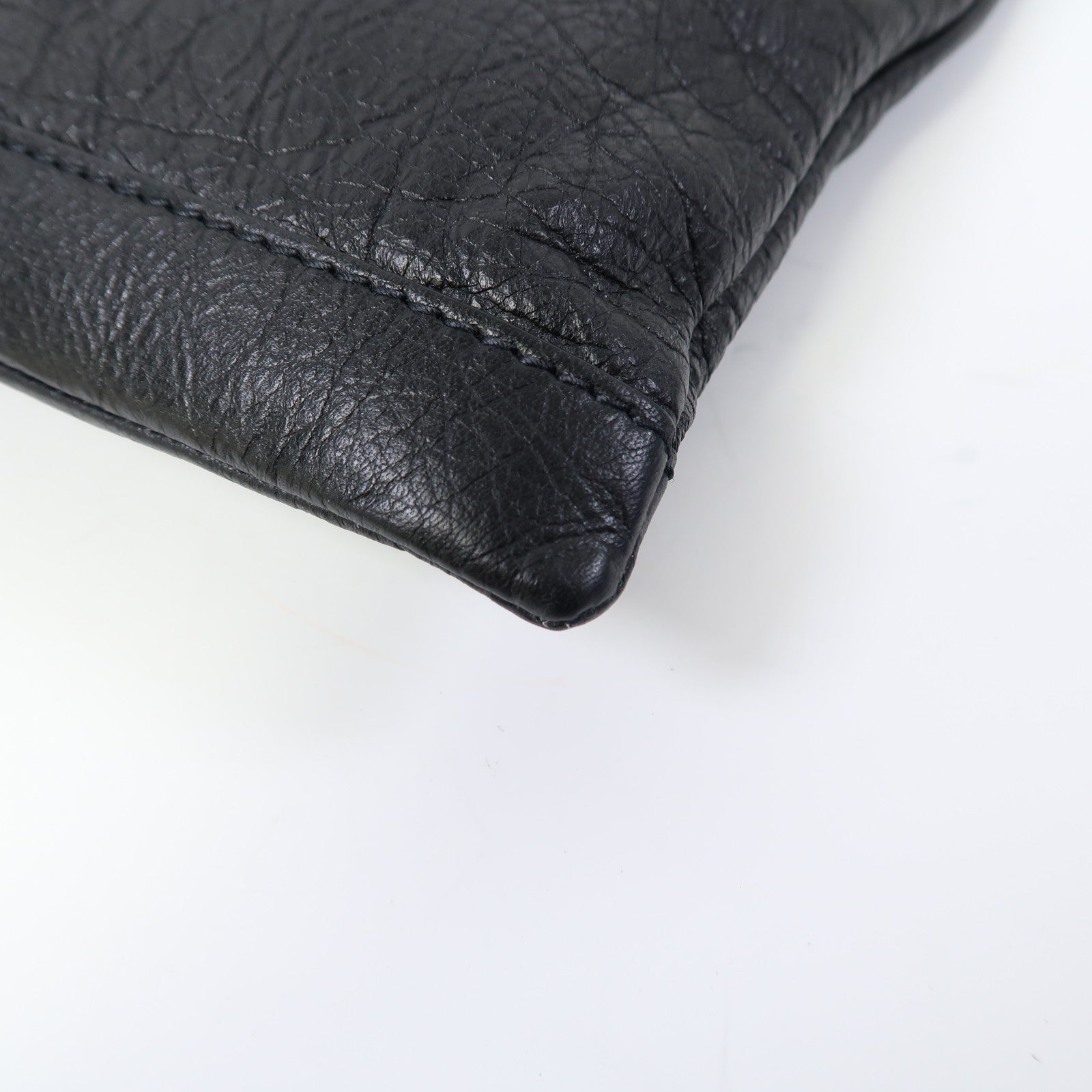 BALENCIAGA 羊皮皮革Pouch銀扣手拿包黑色