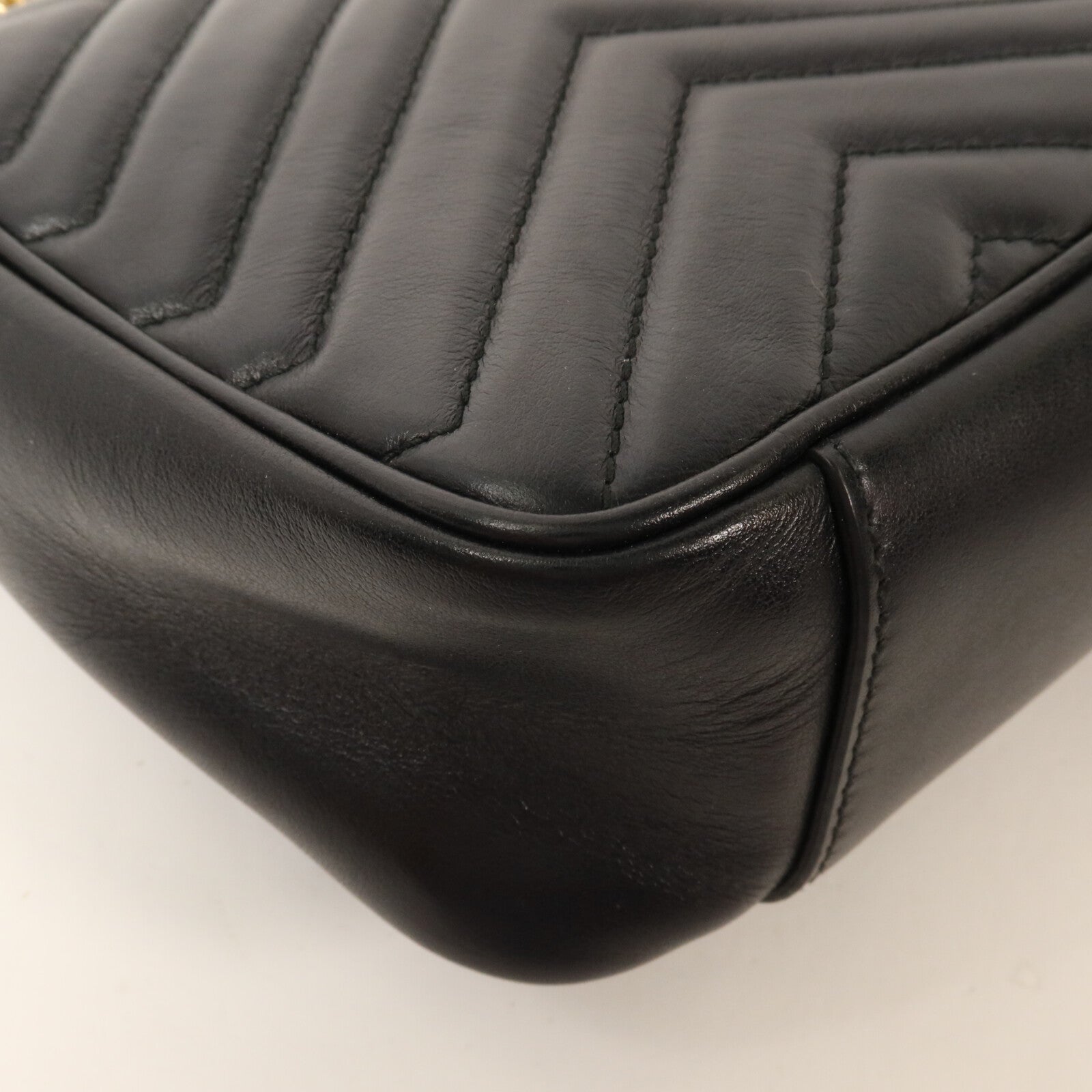 GUCCI 牛皮皮革GG Marmont Shoulder Bag鏈帶肩背袋