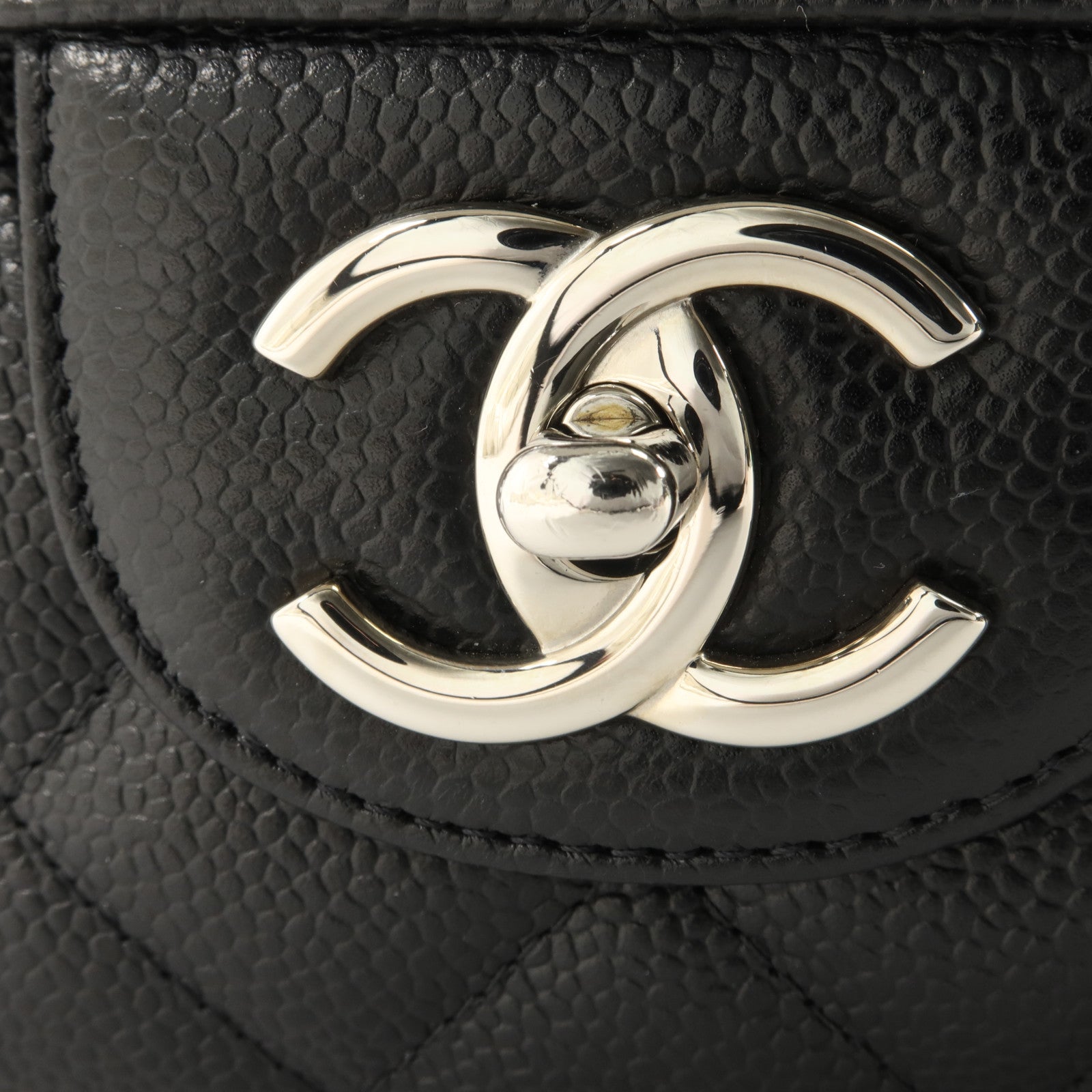 CHANEL 牛皮皮革Maxi Classic鏈帶肩背袋