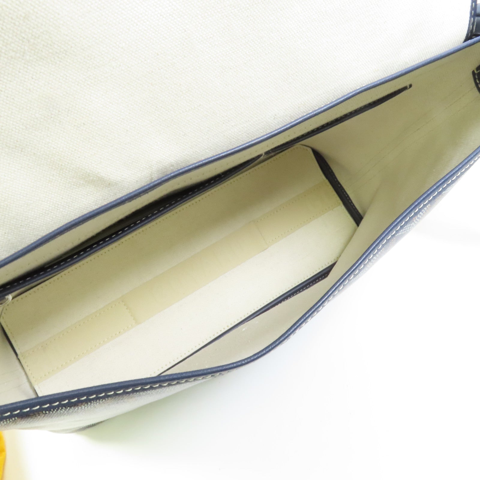 GOYARD 塗層帆布Capetien MM Messenger銀扣肩背袋