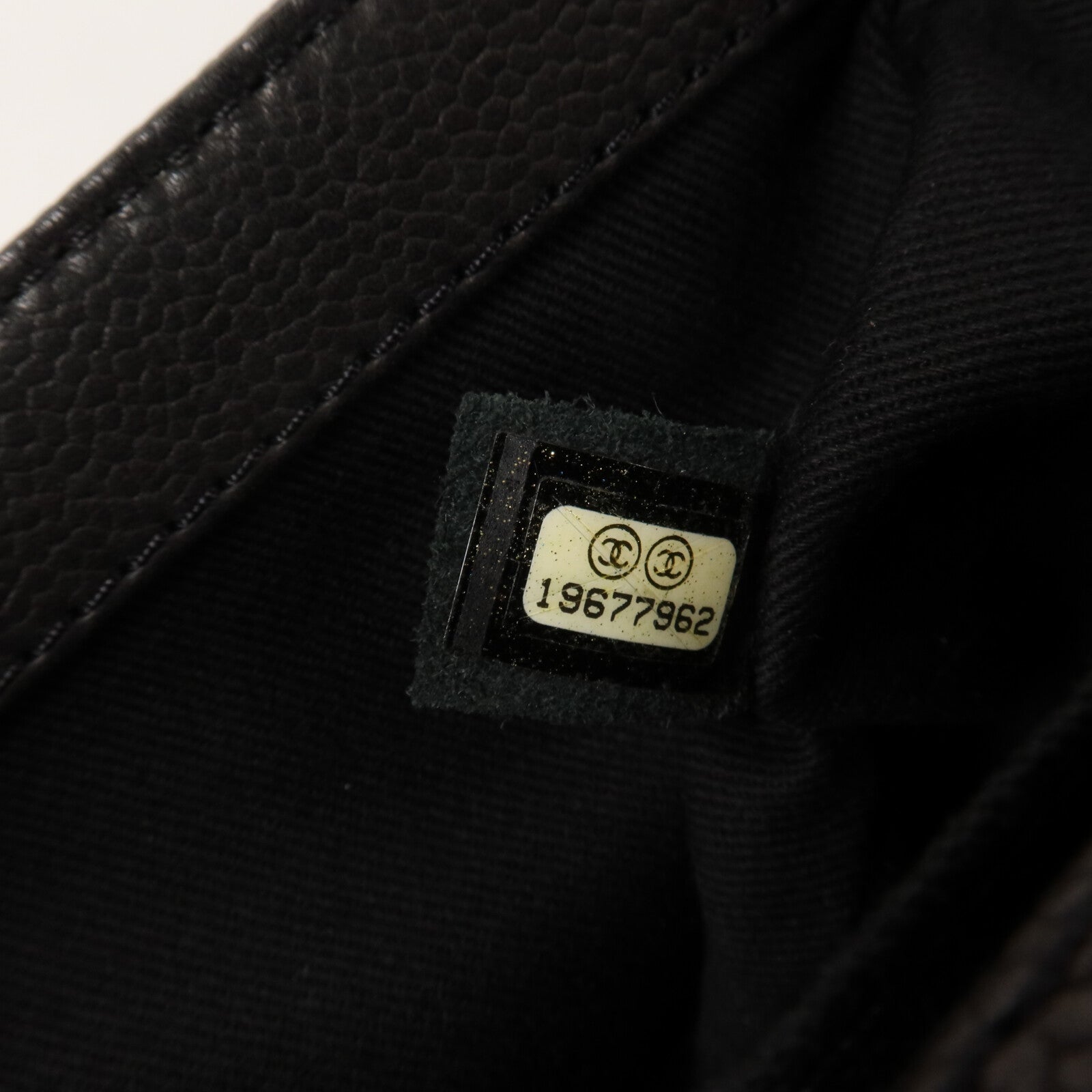 CHANEL 牛皮皮革Boy 25鏈帶肩背袋