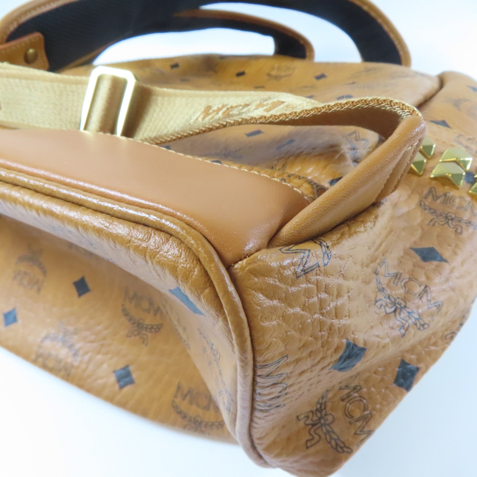 MCM 【激減優惠】皮革Starkside Studs Backpack金扣背包棕色