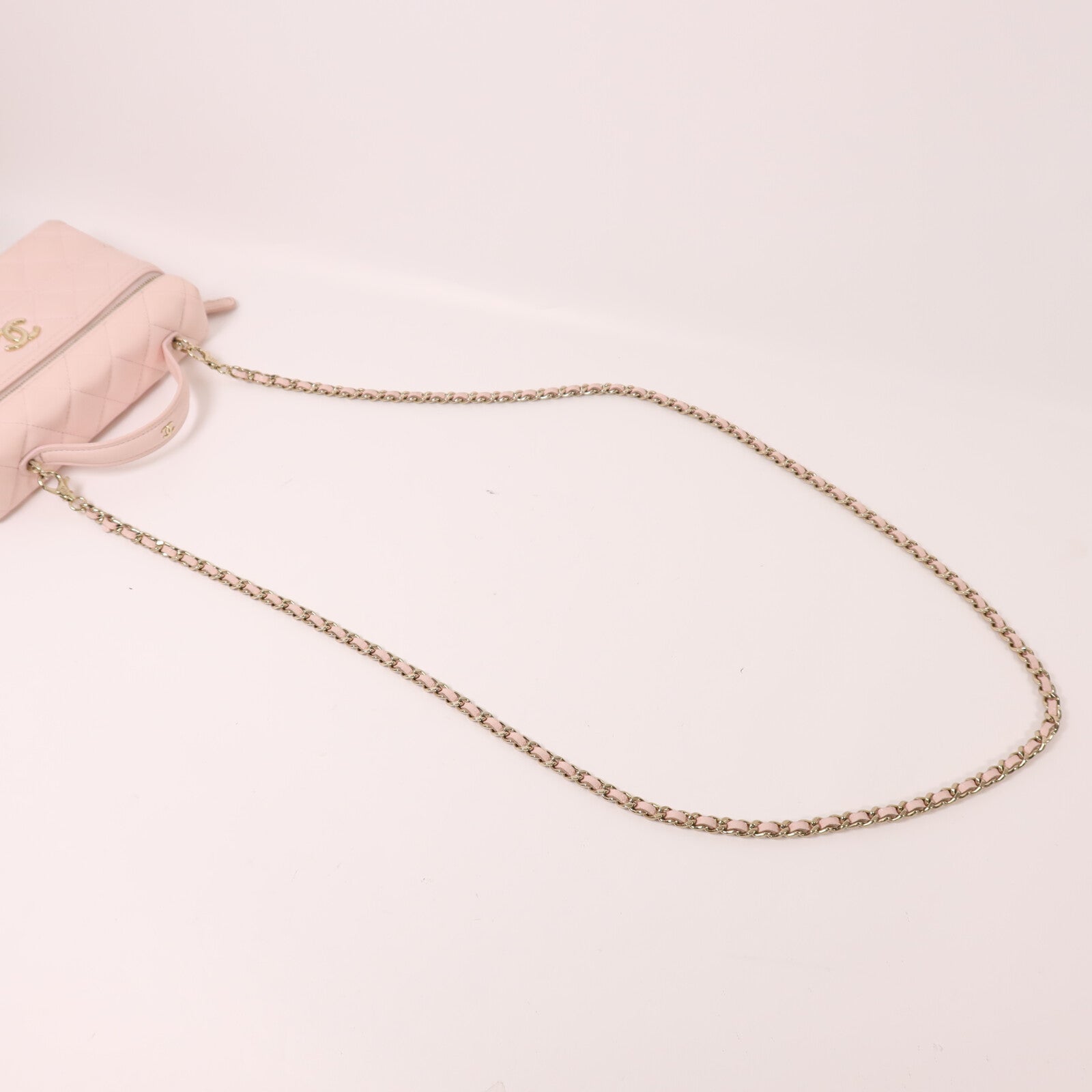 CHANEL 牛皮皮革Vanity With Chain鏈帶手挽肩背兩用袋