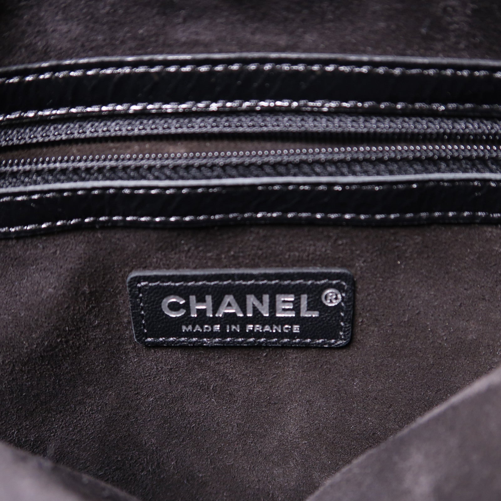 CHANEL 牛皮皮革Chain Shoulder銀扣肩背袋