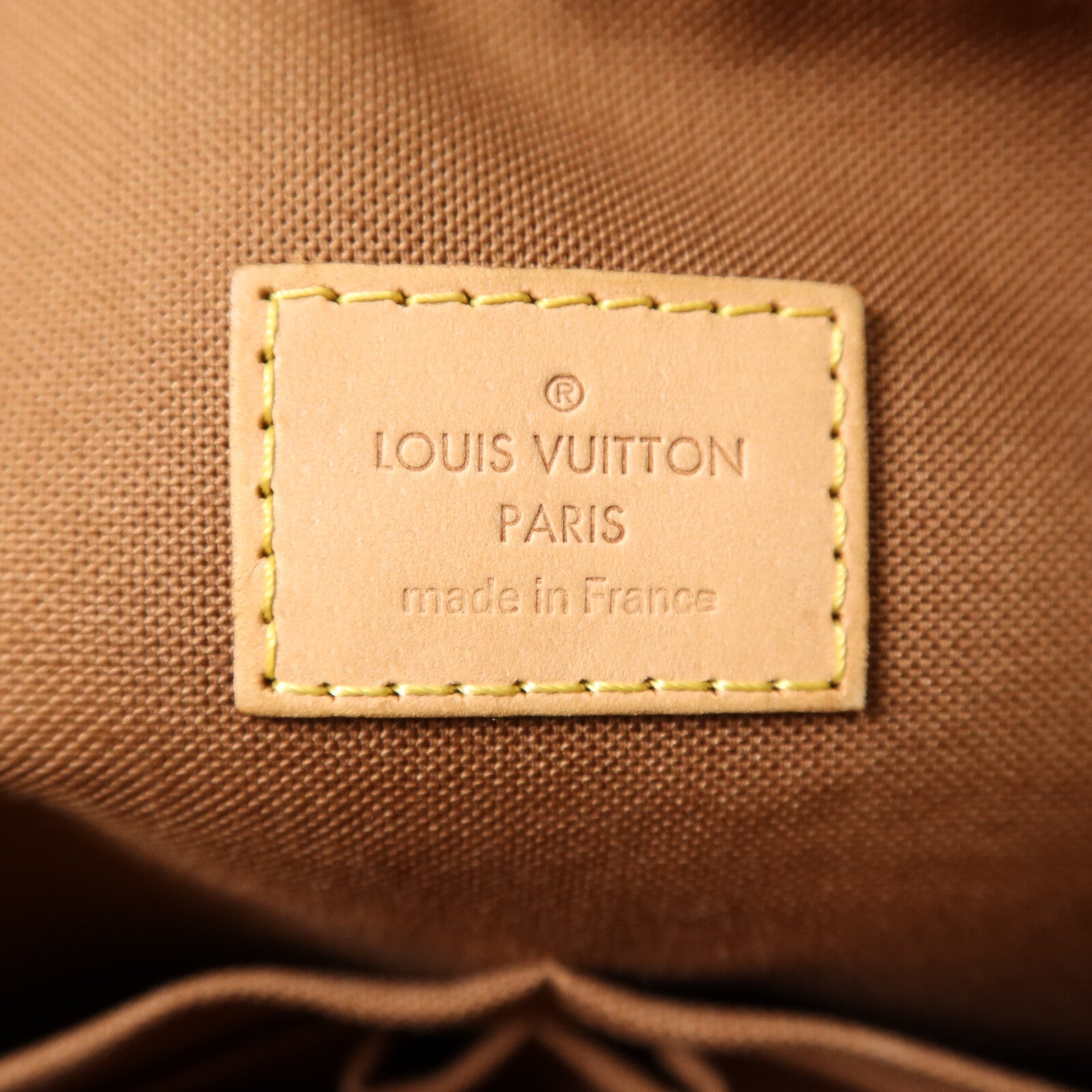 LOUIS VUITTON Monogram Trotteur Beaubourg金扣肩背袋