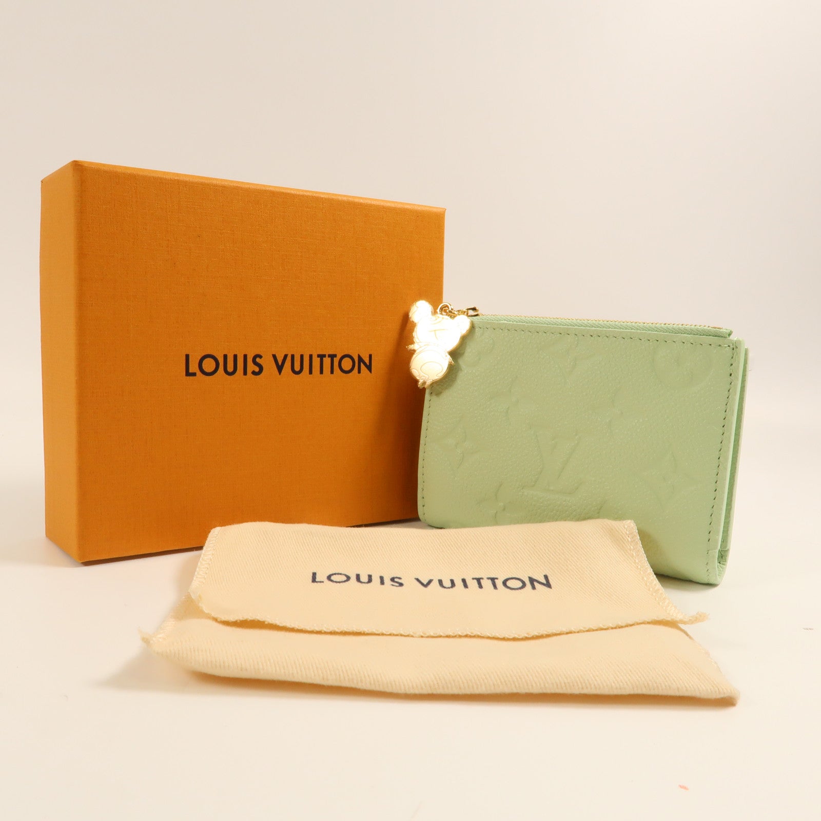 LOUIS VUITTON 牛皮皮革LV X TM Lisa Wallet金扣錢包綠茶色