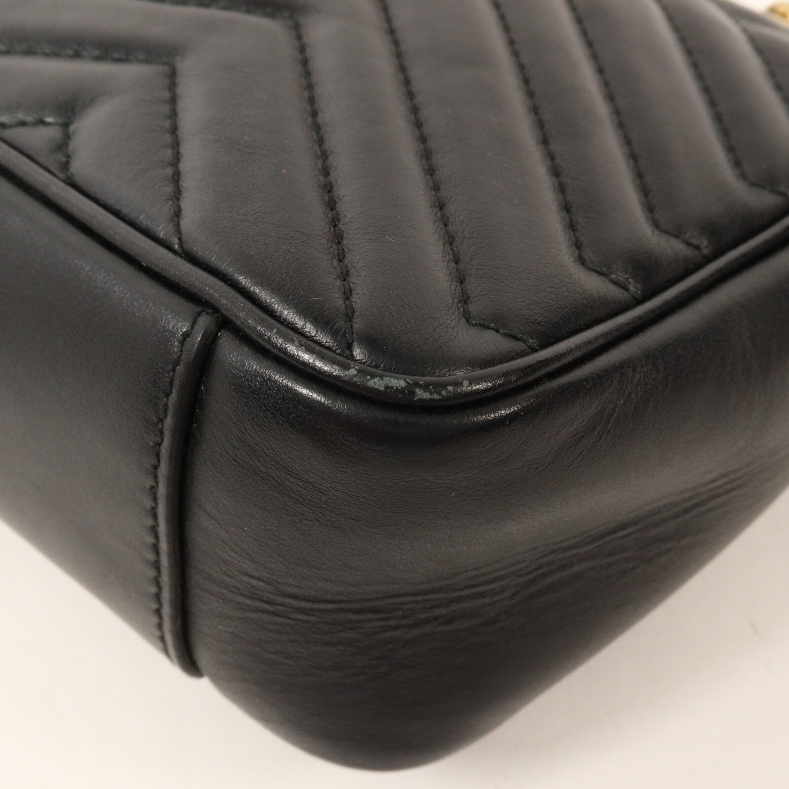 GUCCI 牛皮皮革GG Marmont Shoulder Bag鏈帶肩背袋