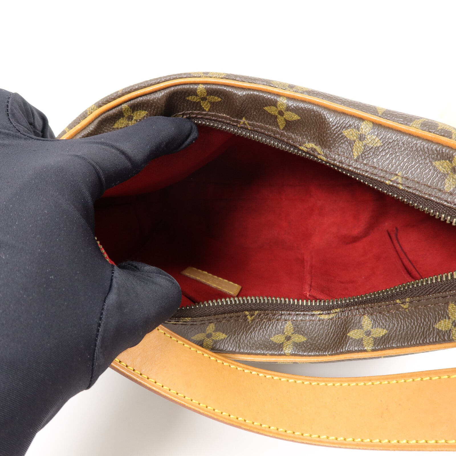 LOUIS VUITTON Monogram Croissant MM肩背袋