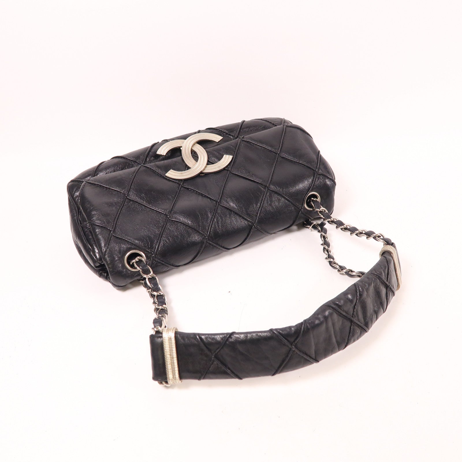 CHANEL 牛皮皮革Shoulder Bag銀扣肩背袋