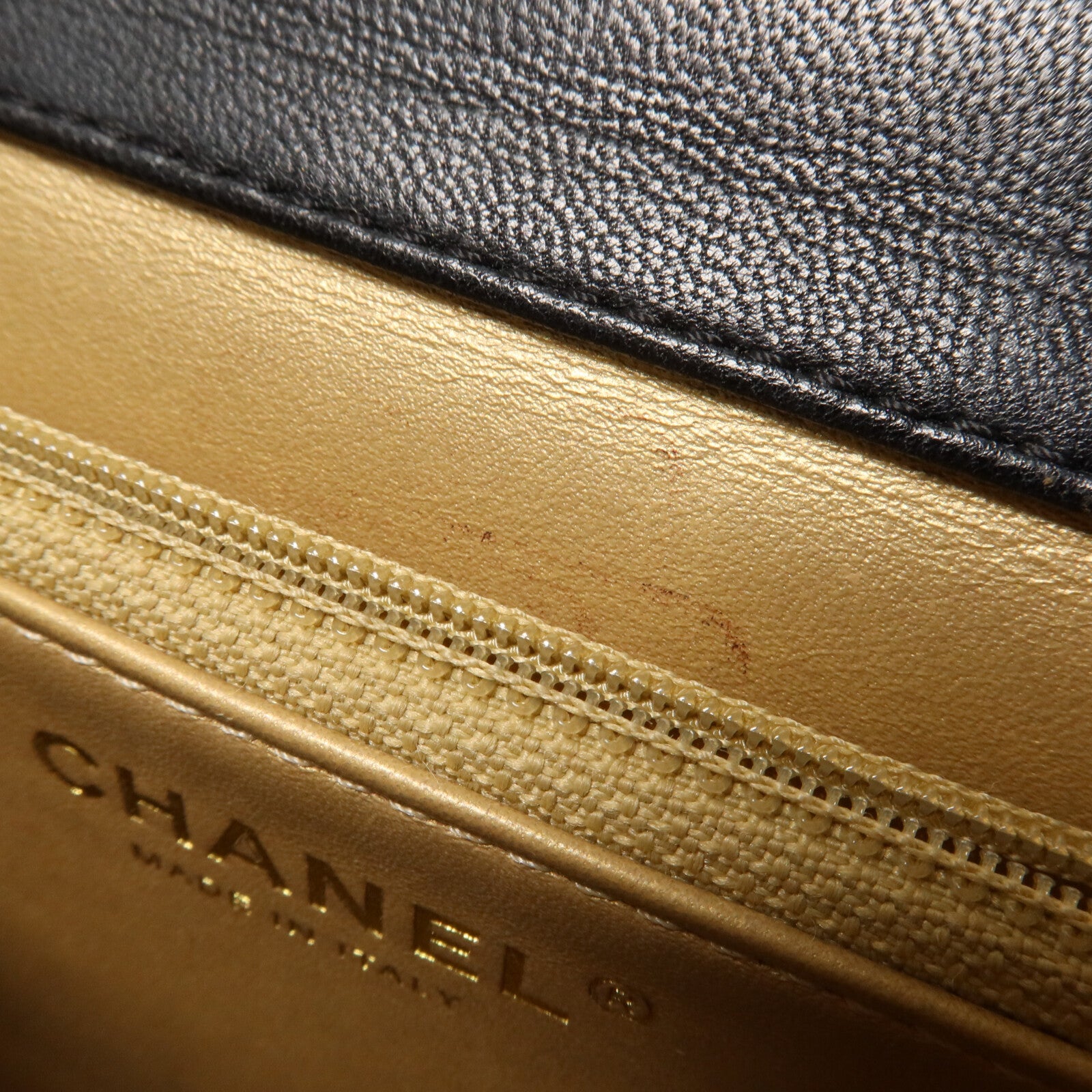 CHANEL 牛皮皮革Chain Flap Bag鏈帶肩背袋