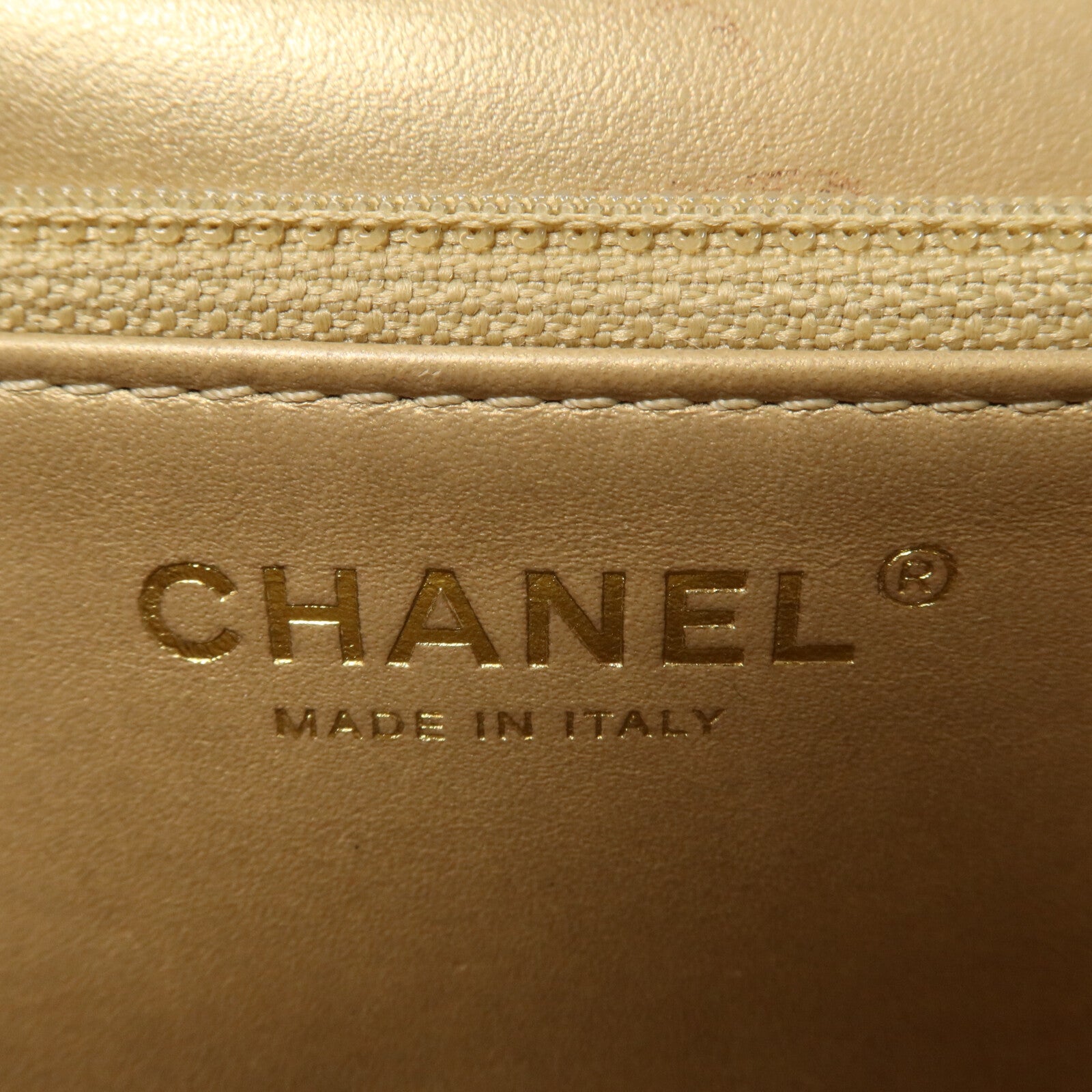 CHANEL 牛皮皮革Chain Flap Bag鏈帶肩背袋