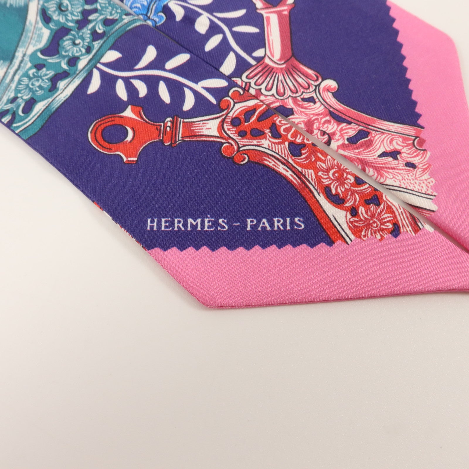 HERMES 絲質Twilly絲巾