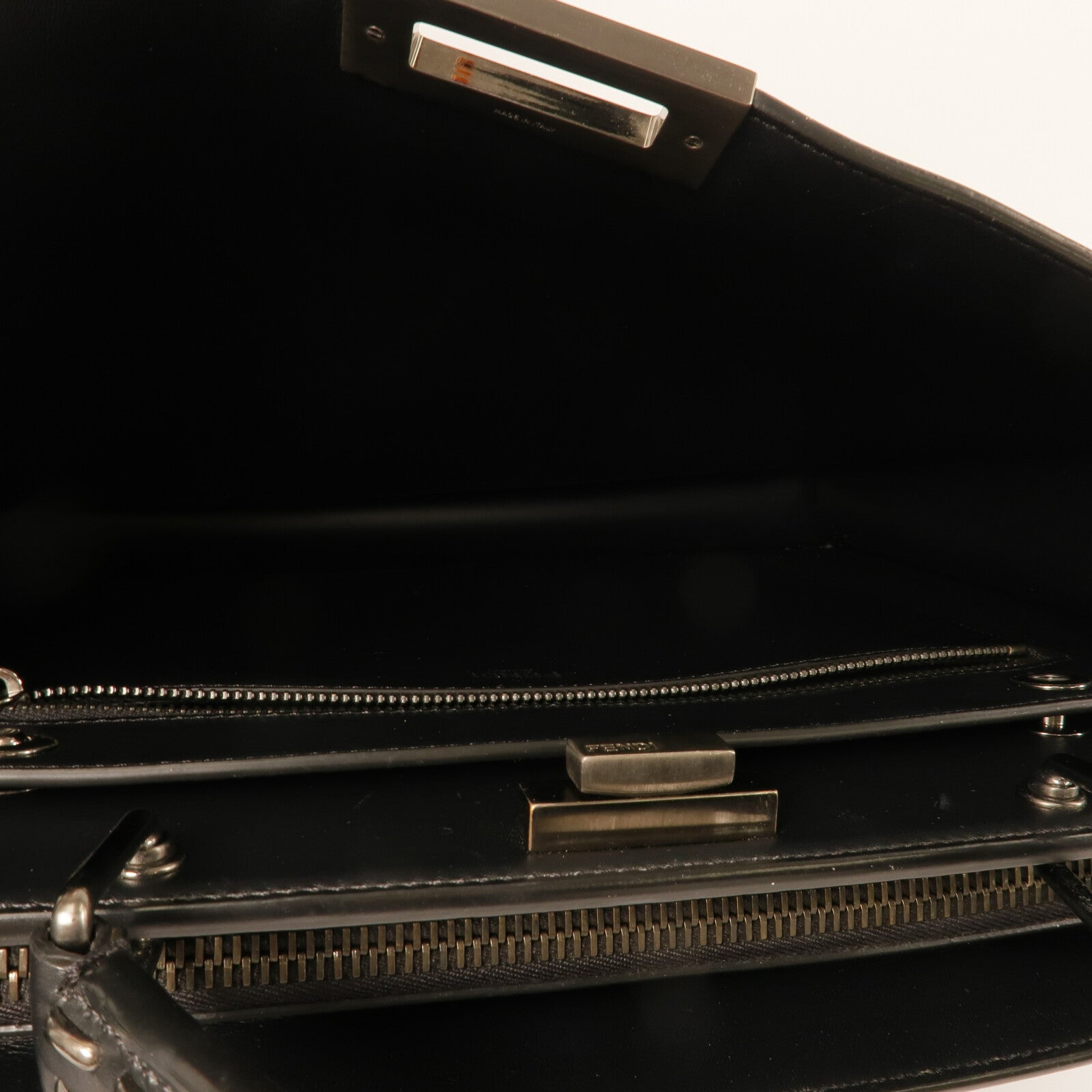 FENDI 牛皮皮革Peekaboo ISeeU Medium手挽袋
