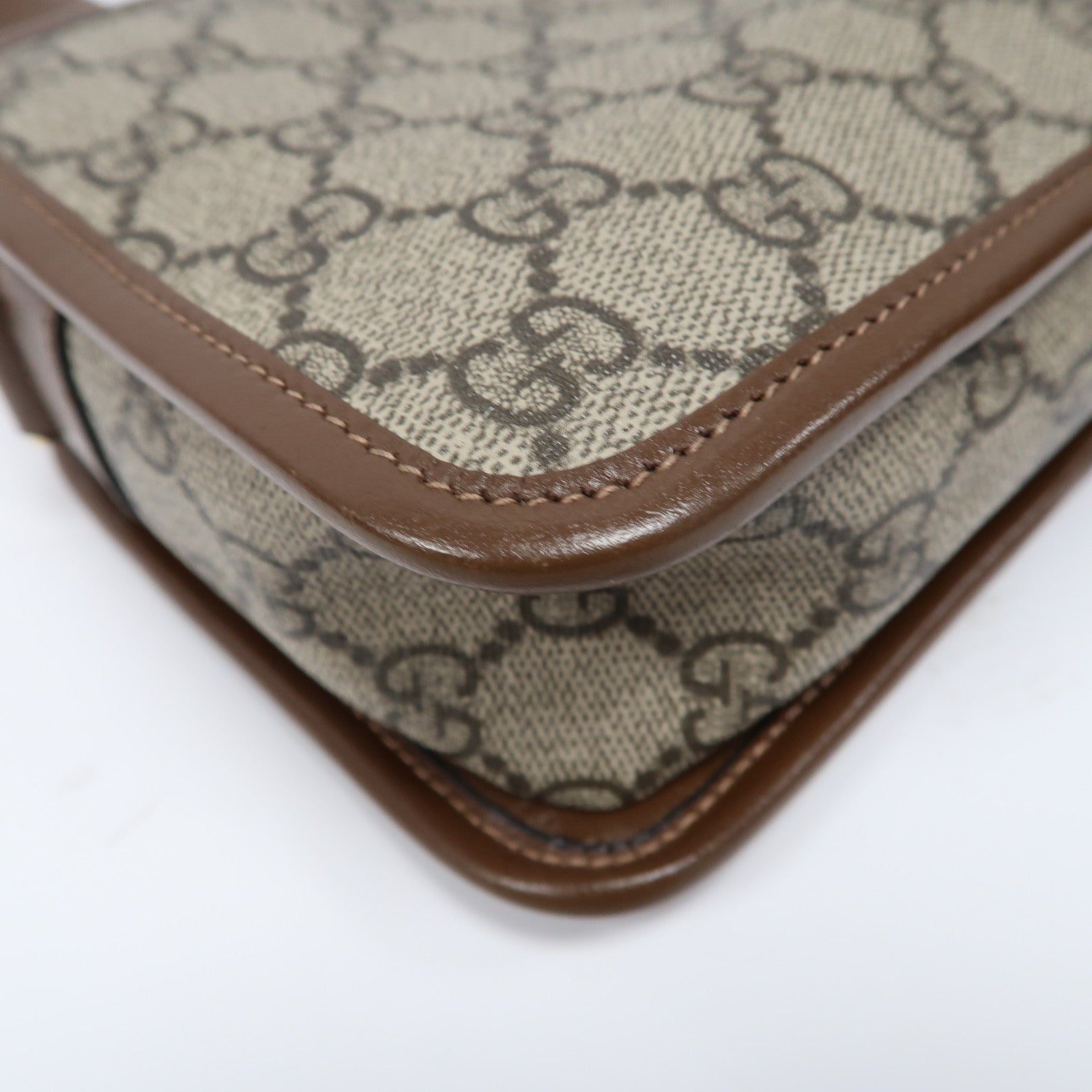 GUCCI 塗層帆布GG Supreme Shoulder Bag金扣肩背袋啡色