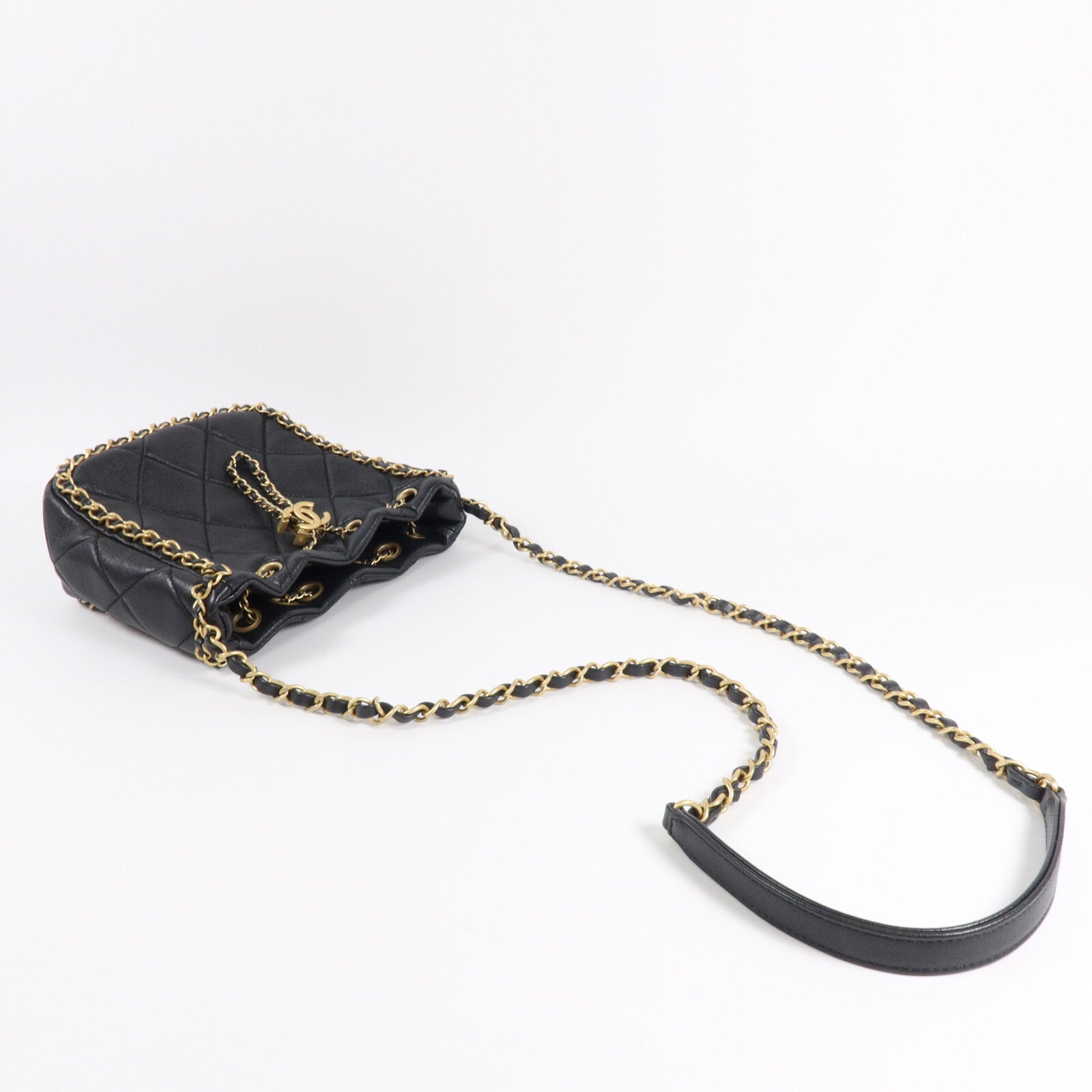 CHANEL 羊皮皮革Small Bucket Bag鏈帶肩背袋