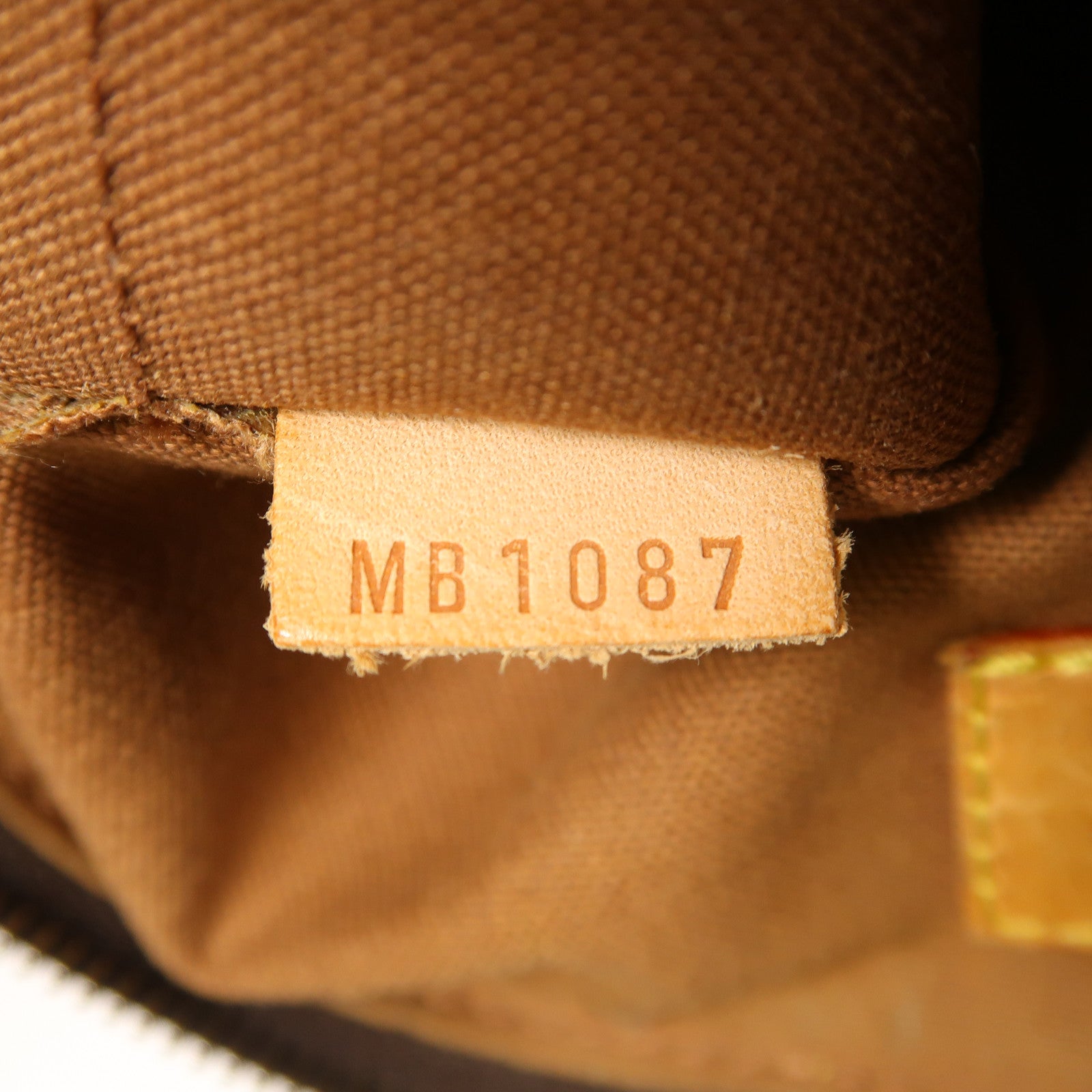 LOUIS VUITTON LV GHW Tulum GM Shoulder Bag M40075 Monogram Brown