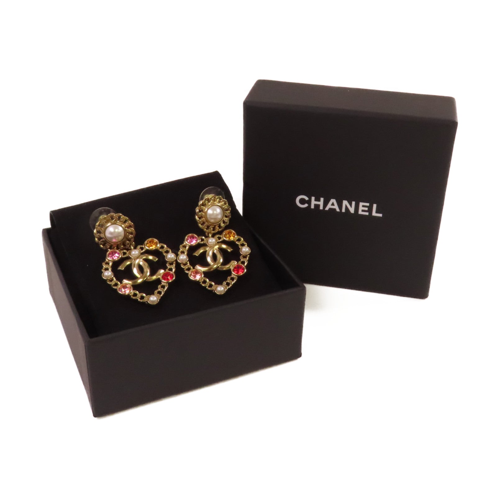 CHANEL 金屬/仿珍珠/彩色寶石CC Love Earrings耳環金色/珍珠色/彩色