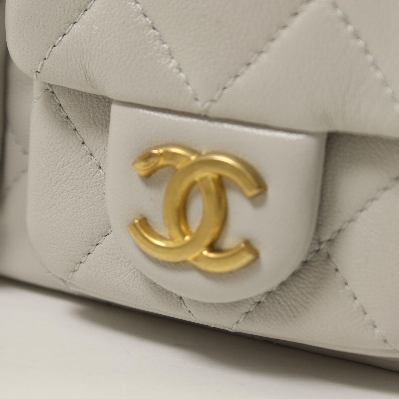 CHANEL 羊皮皮革25C Hobo Small鏈帶肩背袋
