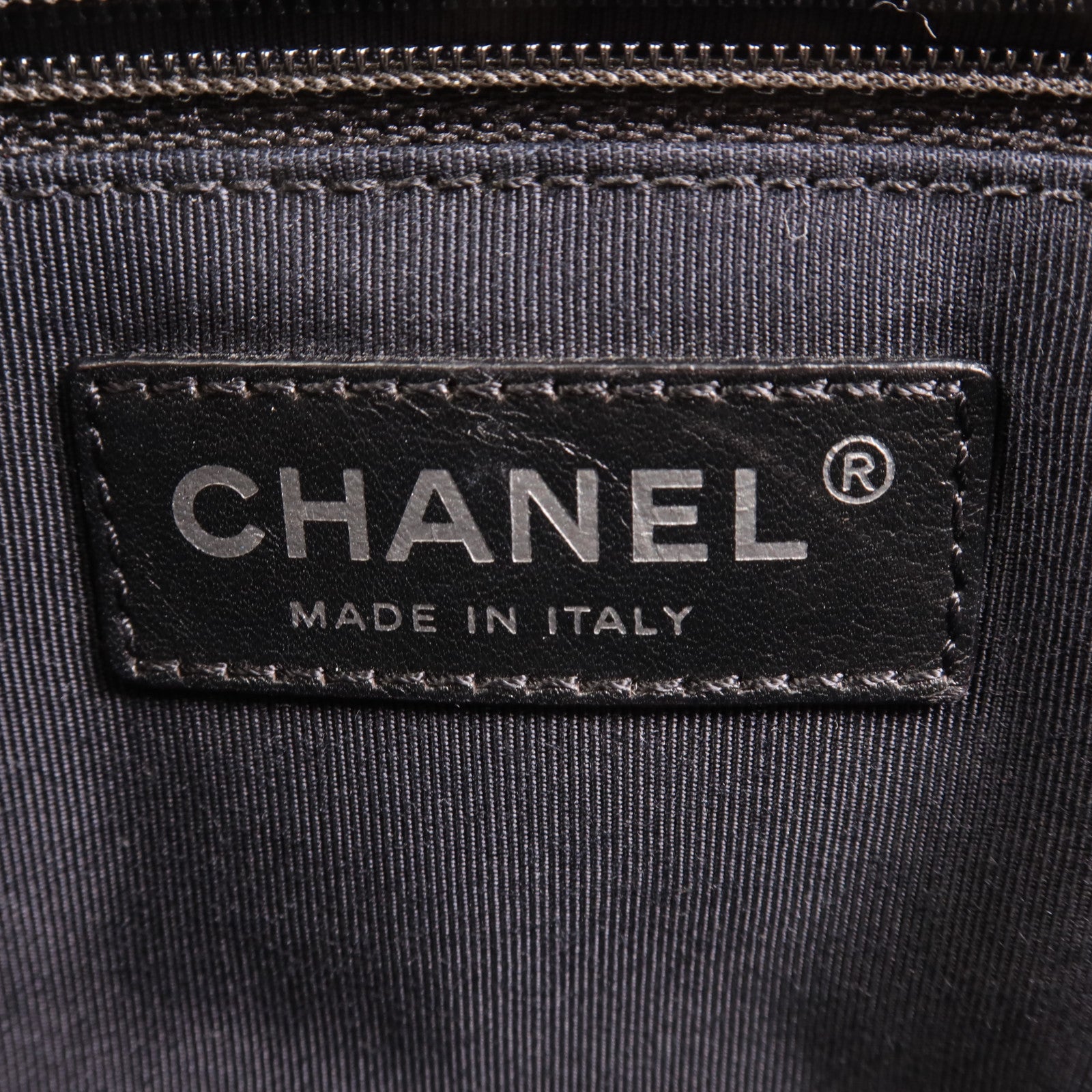 CHANEL 牛皮皮革Chain Shoulder銀扣鏈帶肩背袋