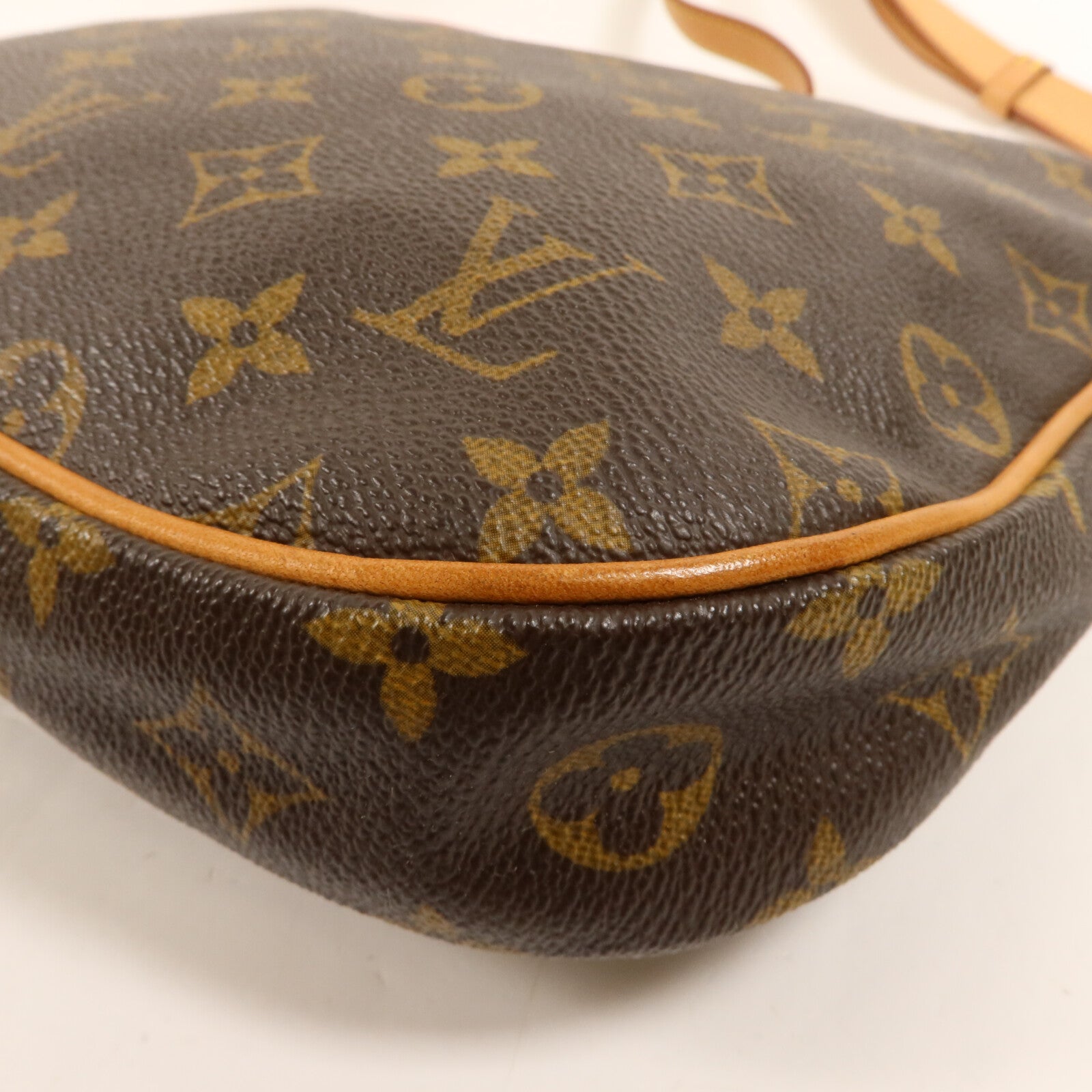 LOUIS VUITTON Monogram Odeon PM肩背袋