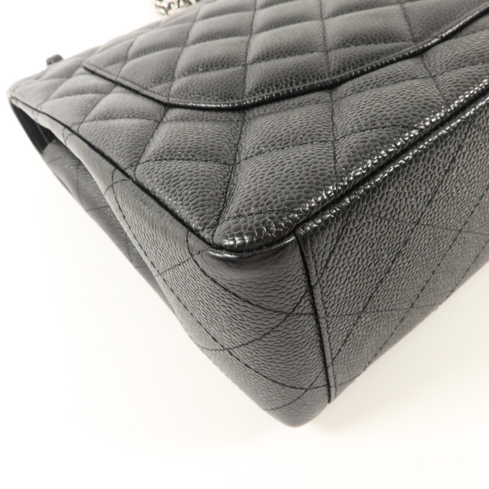CHANEL 牛皮皮革Maxi Classic鏈帶肩背袋