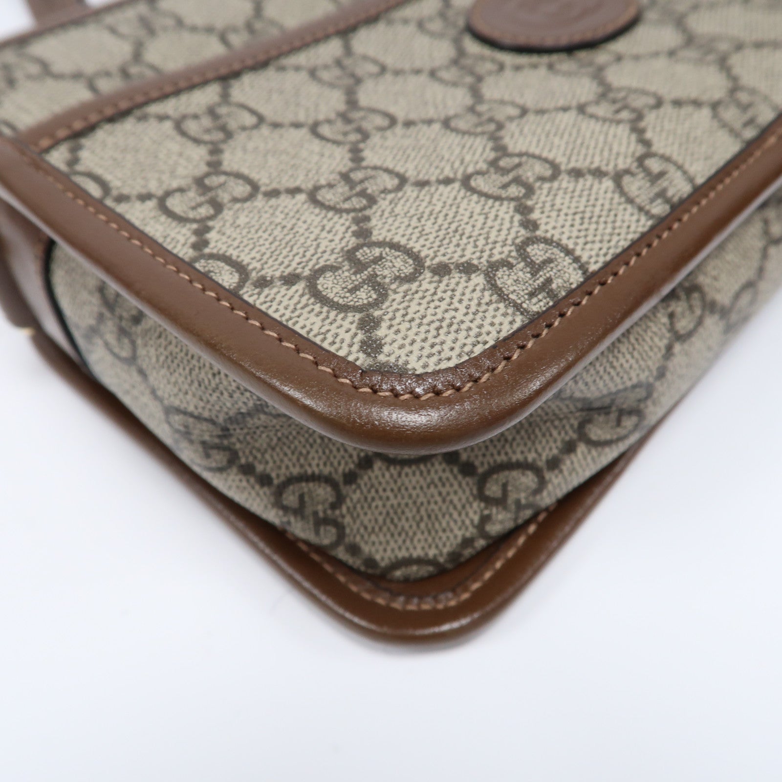 GUCCI 塗層帆布GG Supreme Shoulder Bag金扣肩背袋啡色
