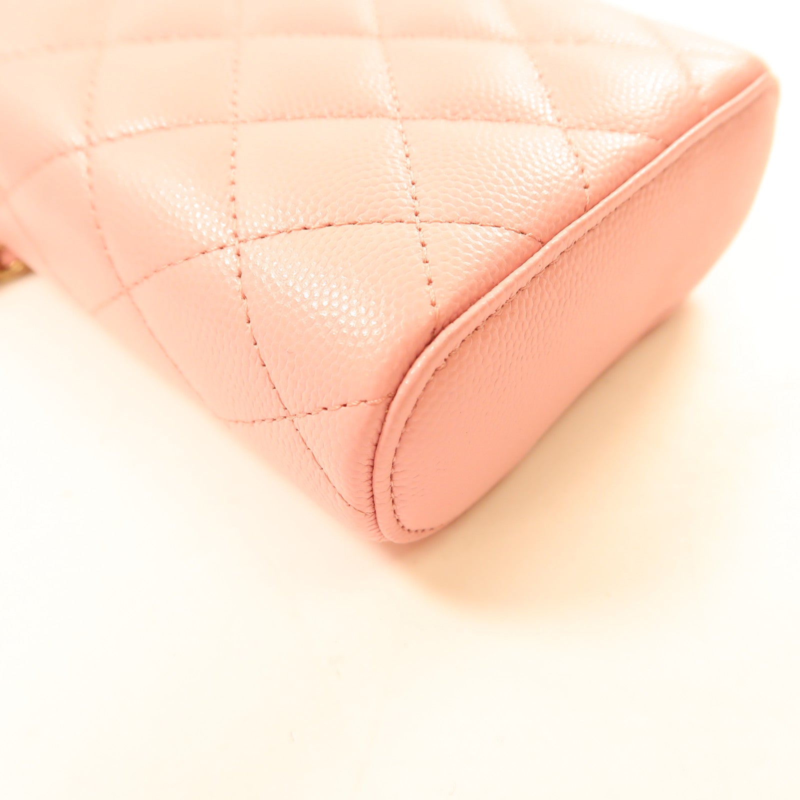 CHANEL 牛皮皮革Chain Shoulder金扣鏈帶肩背袋