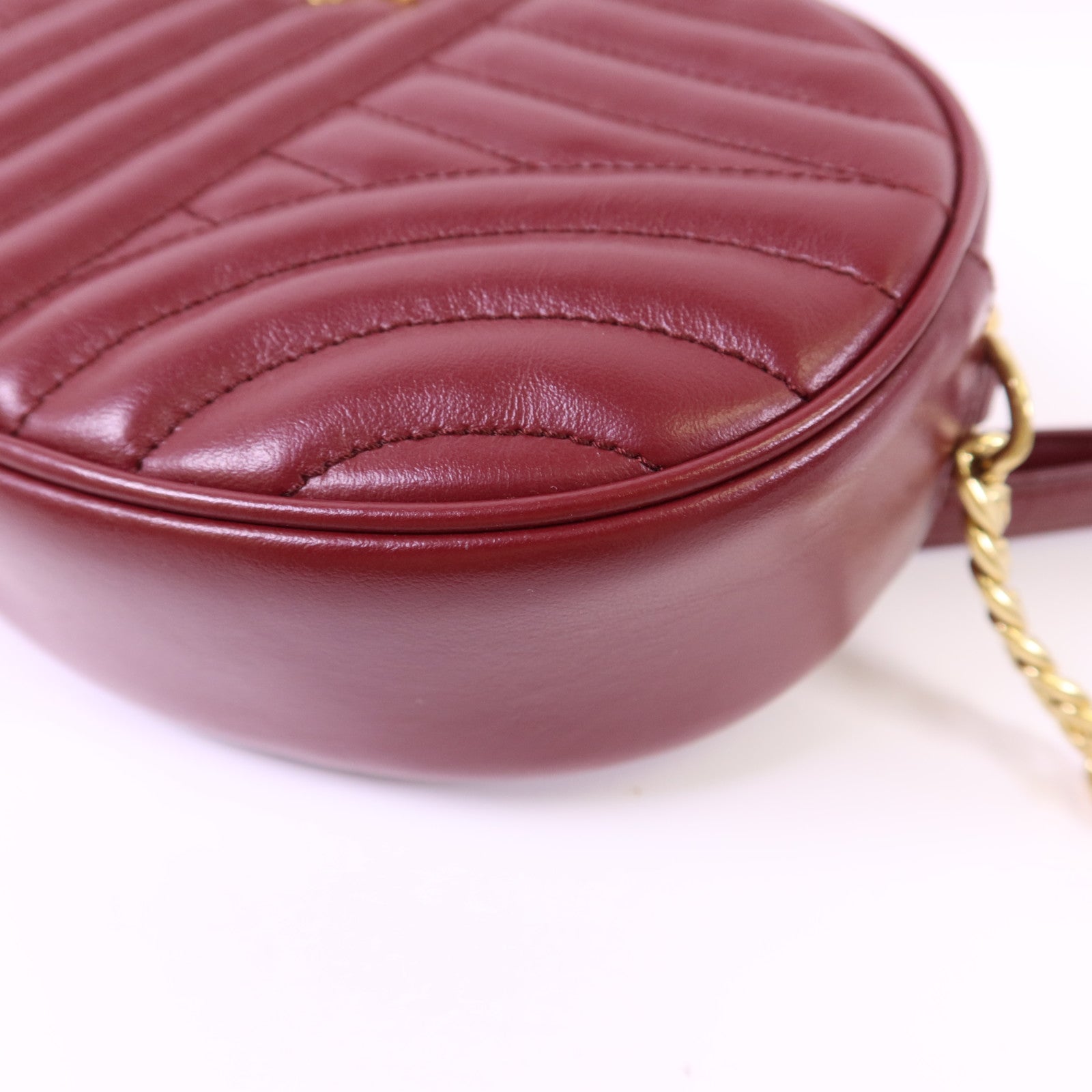 PRADA 牛皮皮革Shoulder Bag金扣肩背袋