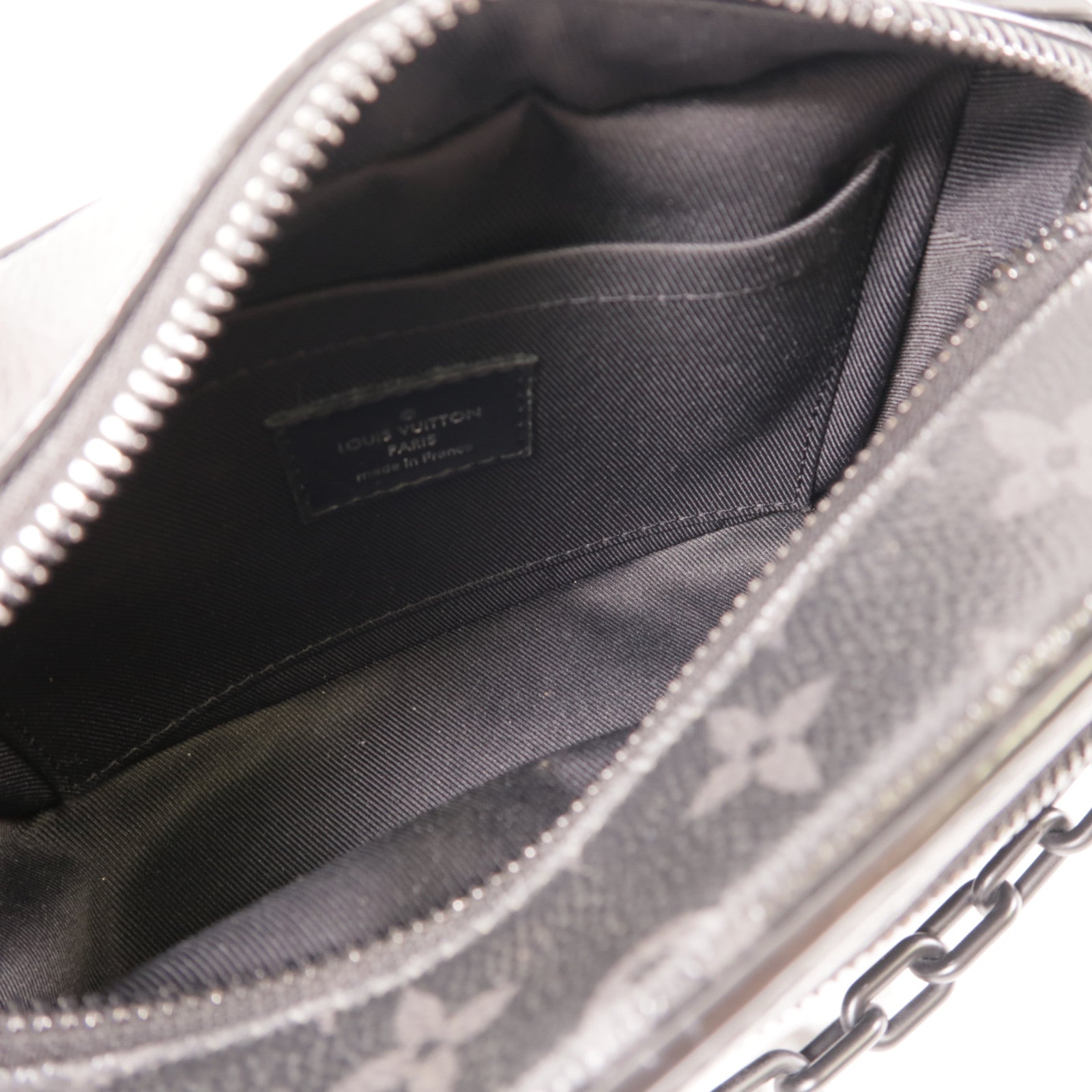 LOUIS VUITTON Monogram Eclipse Mini Soft Trunk肩背袋