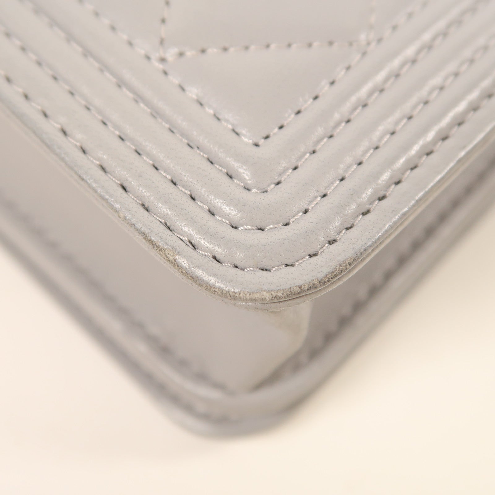 CHANEL 羊皮皮革Boy WOC金扣鏈帶肩背袋