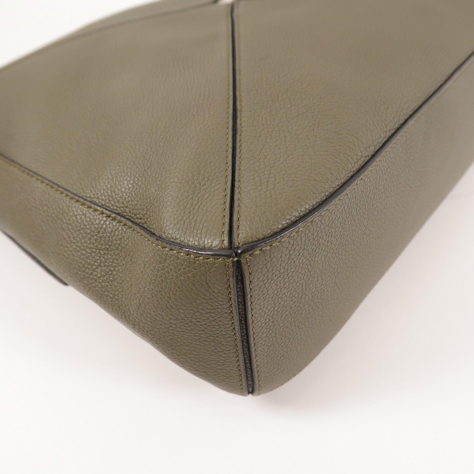 LOEWE 牛皮皮革Puzzle Messenger Bag肩背袋