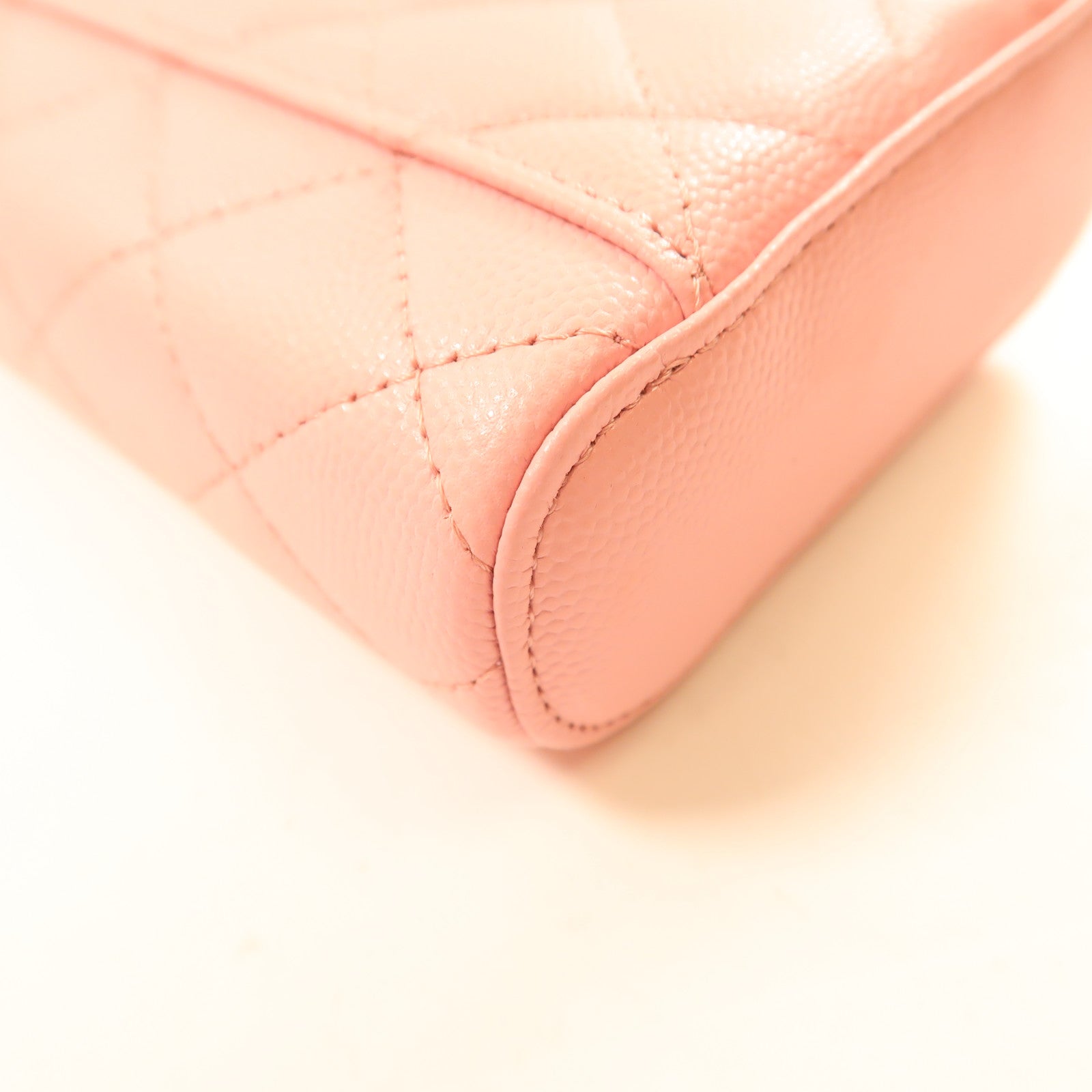 CHANEL 牛皮皮革Chain Shoulder金扣鏈帶肩背袋