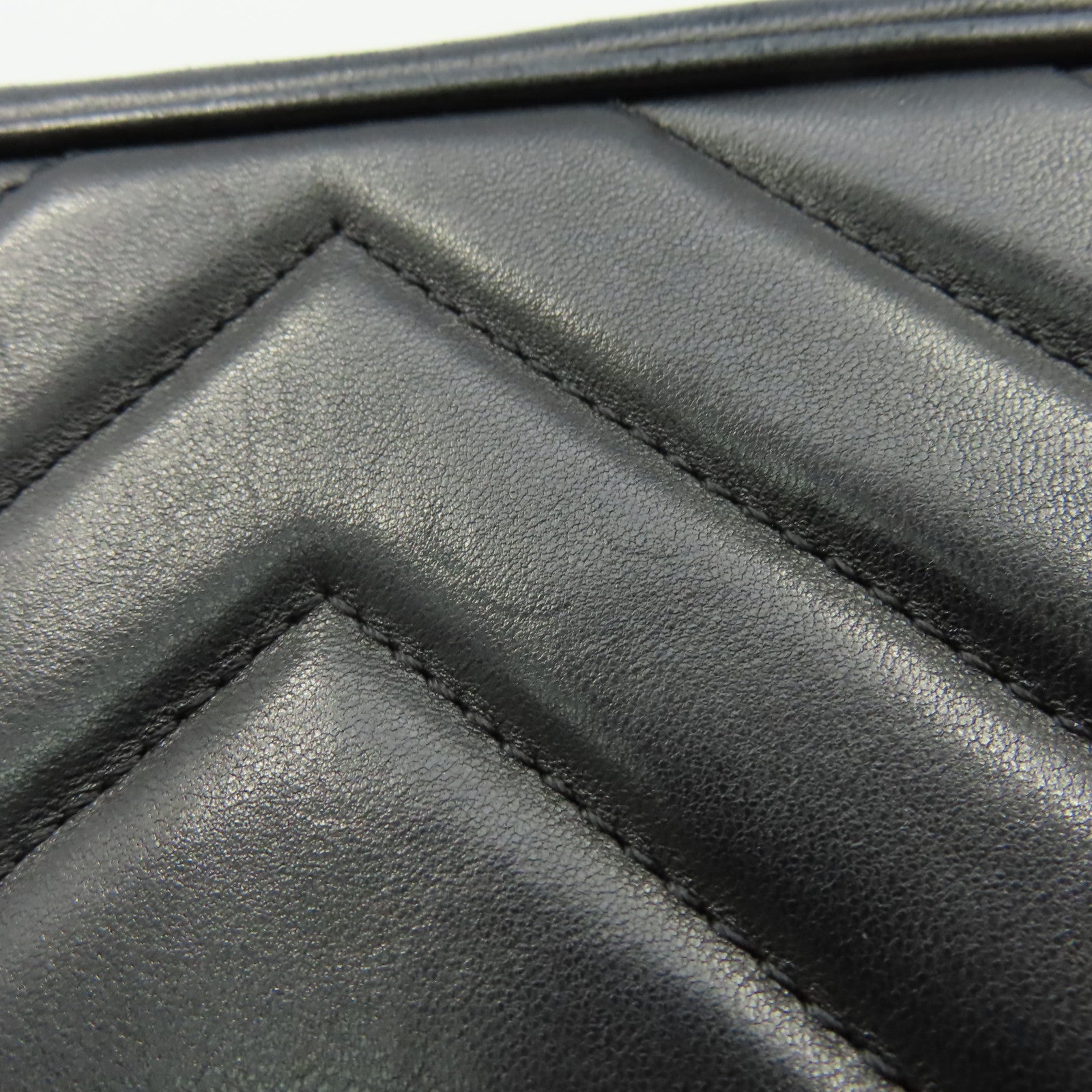 CHANEL 牛皮皮革Shoulder Bag金扣鏈帶肩背袋黑色