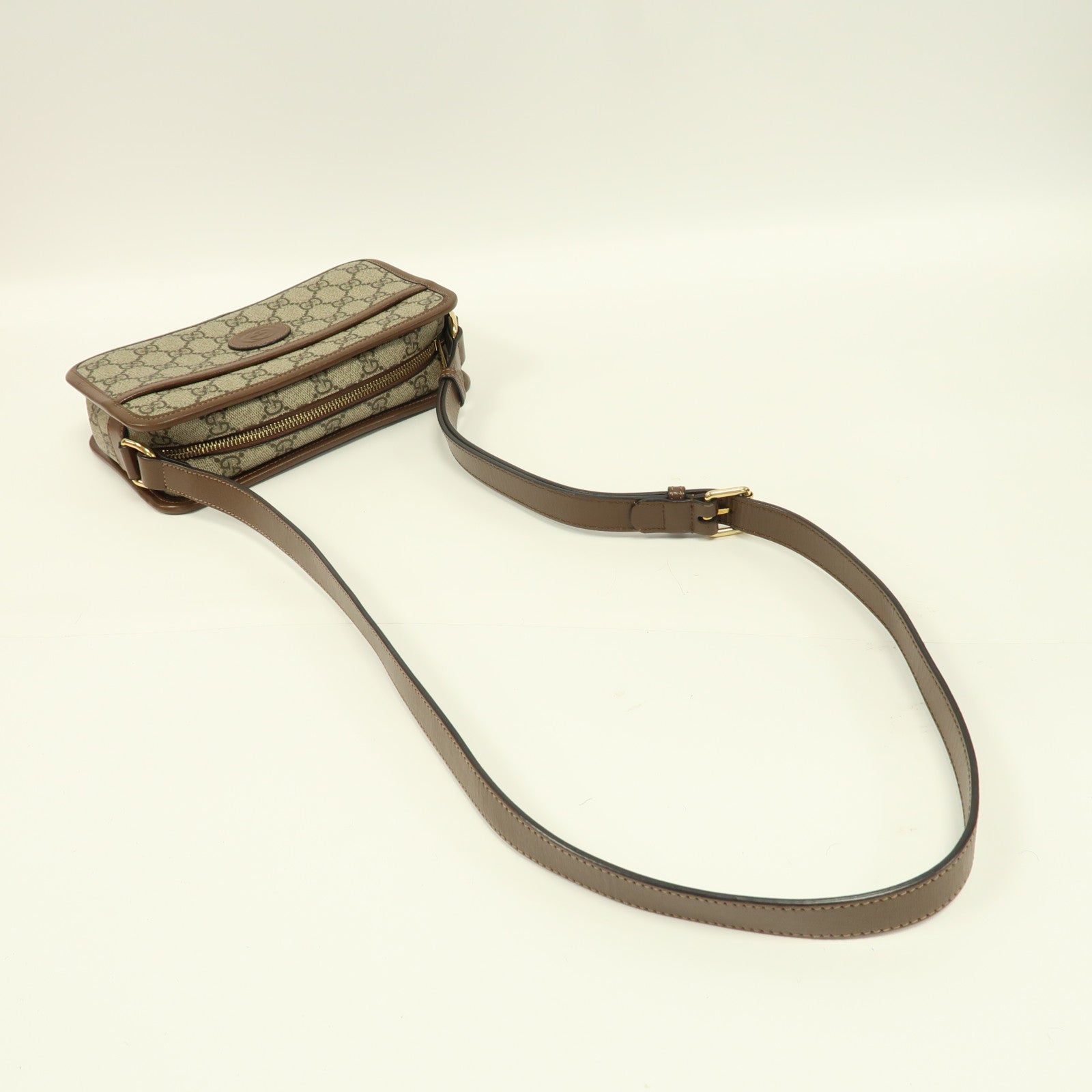 GUCCI 塗層帆布GG Supreme Shoulder Bag金扣肩背袋啡色