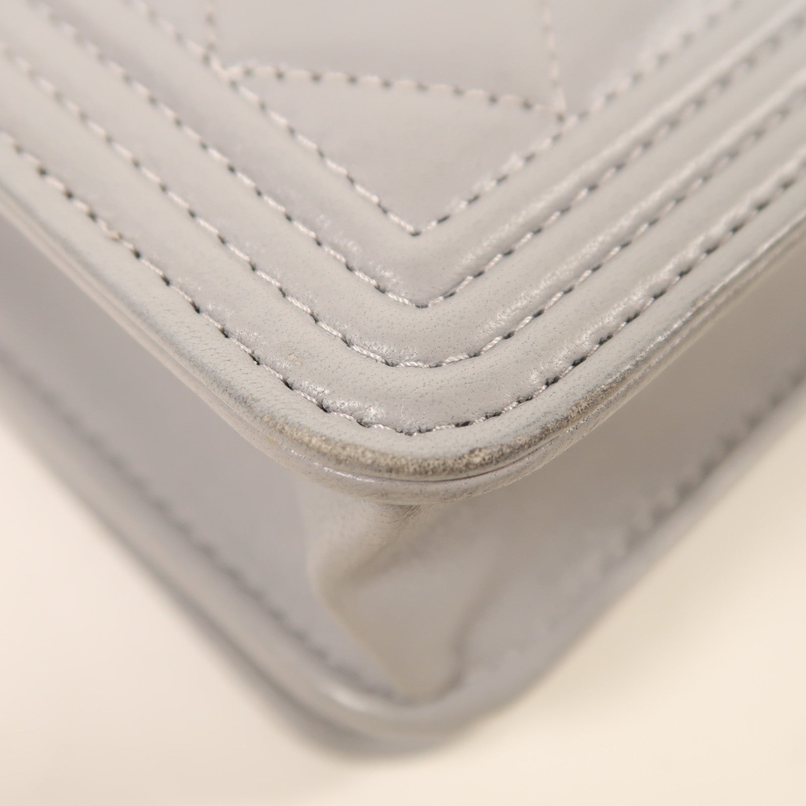 CHANEL 羊皮皮革Boy WOC金扣鏈帶肩背袋