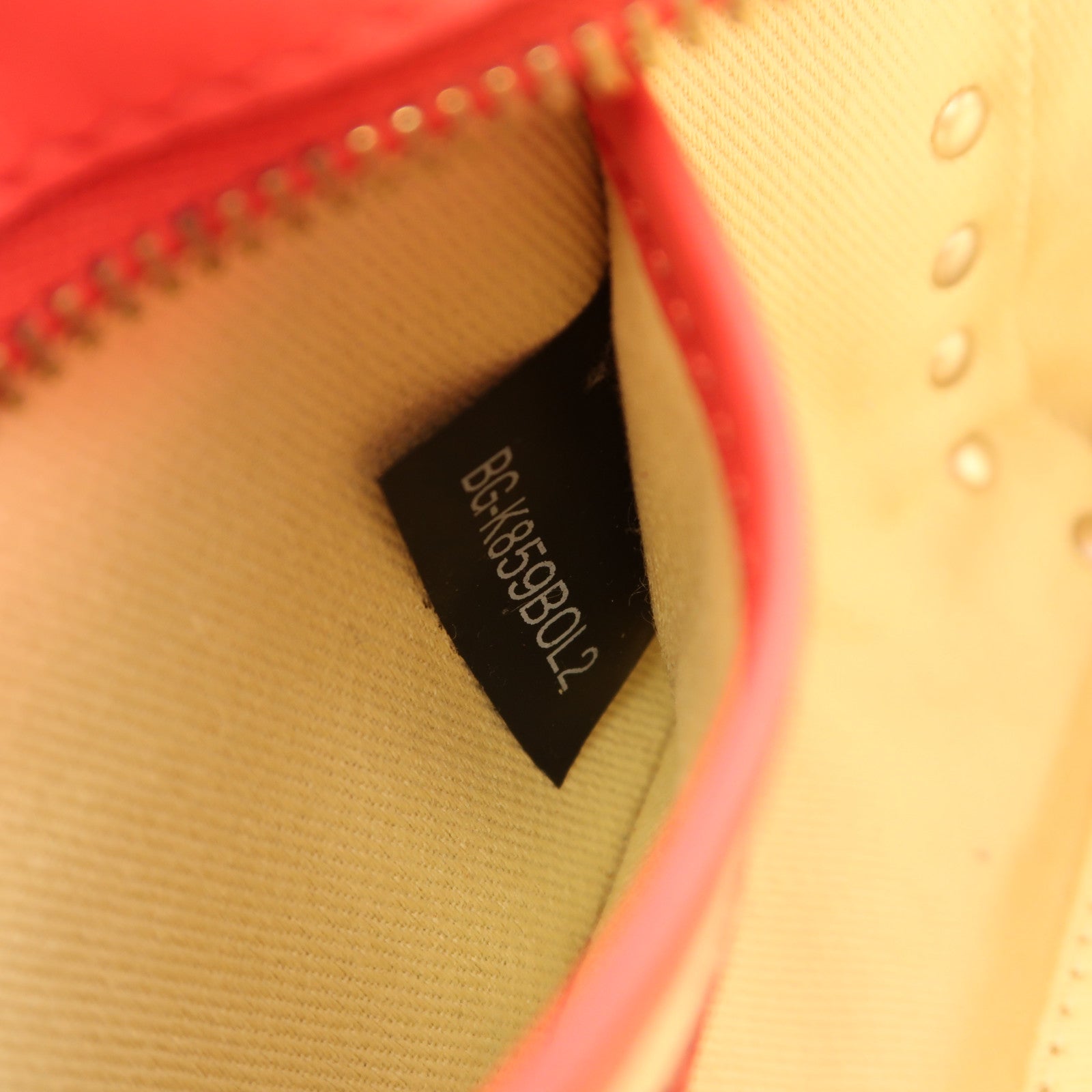 Valentino 牛皮皮革2 Way Shoulder Bag金扣手挽肩背兩用袋