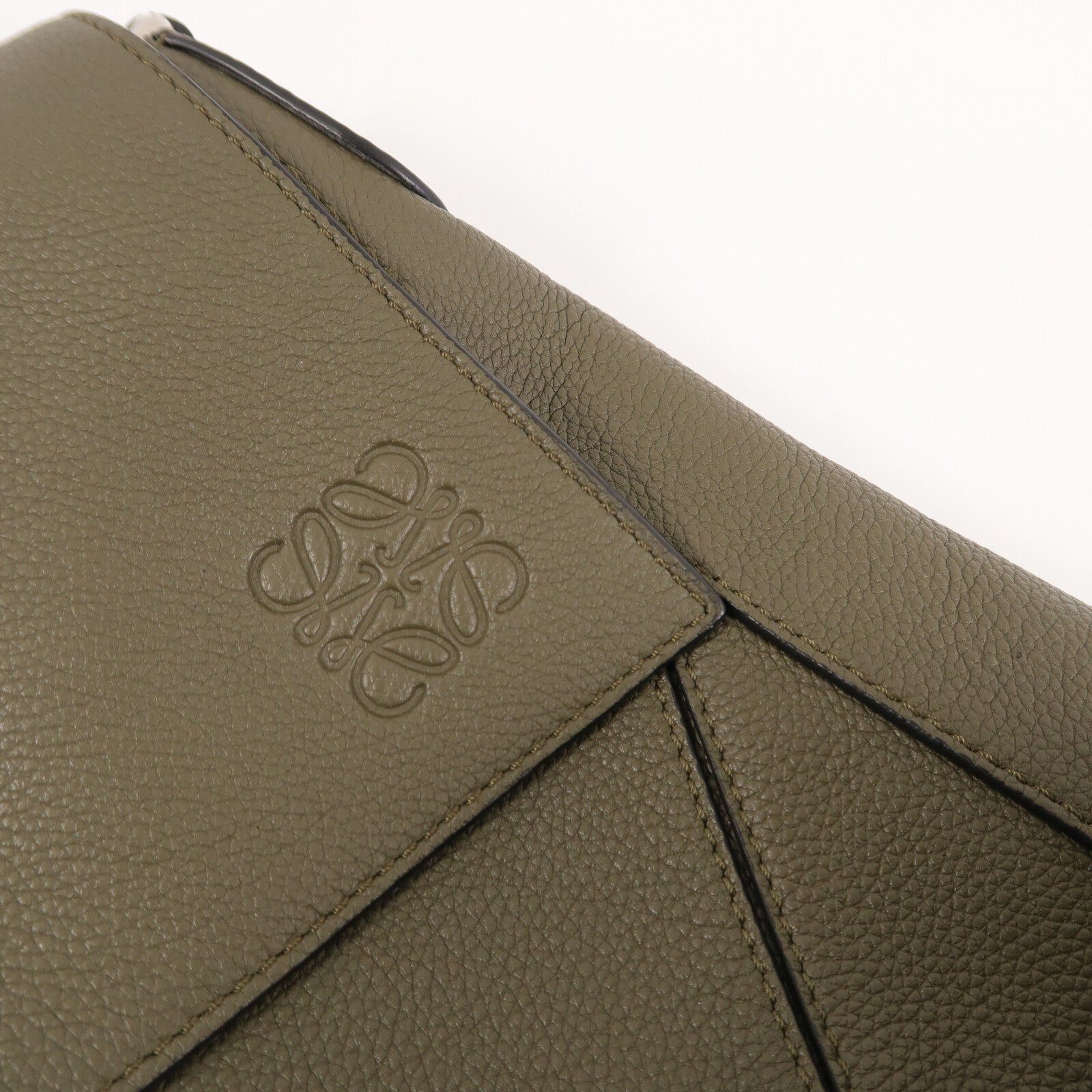 LOEWE 牛皮皮革Puzzle Messenger Bag肩背袋