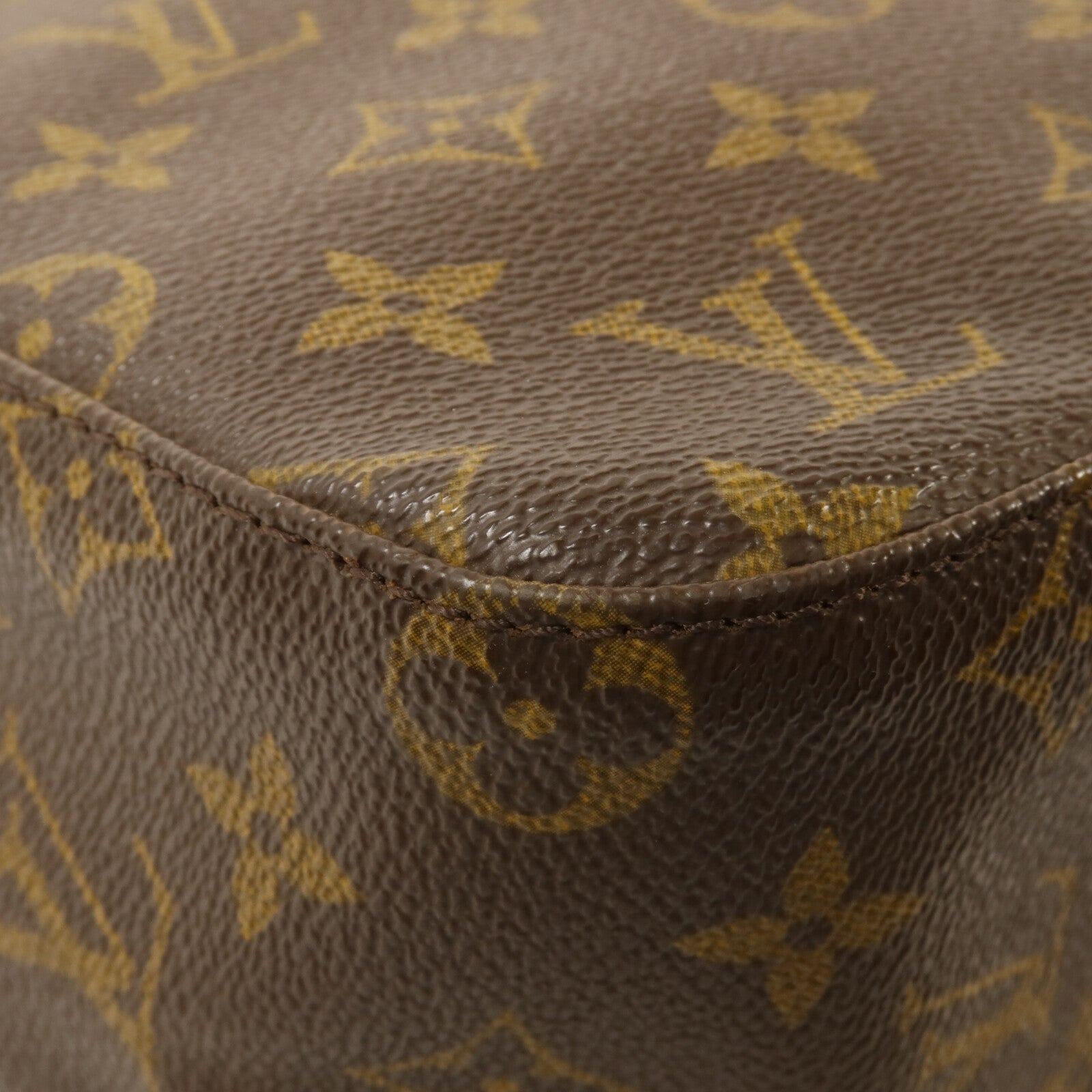 LOUIS VUITTON Monogram Looping MM肩背袋