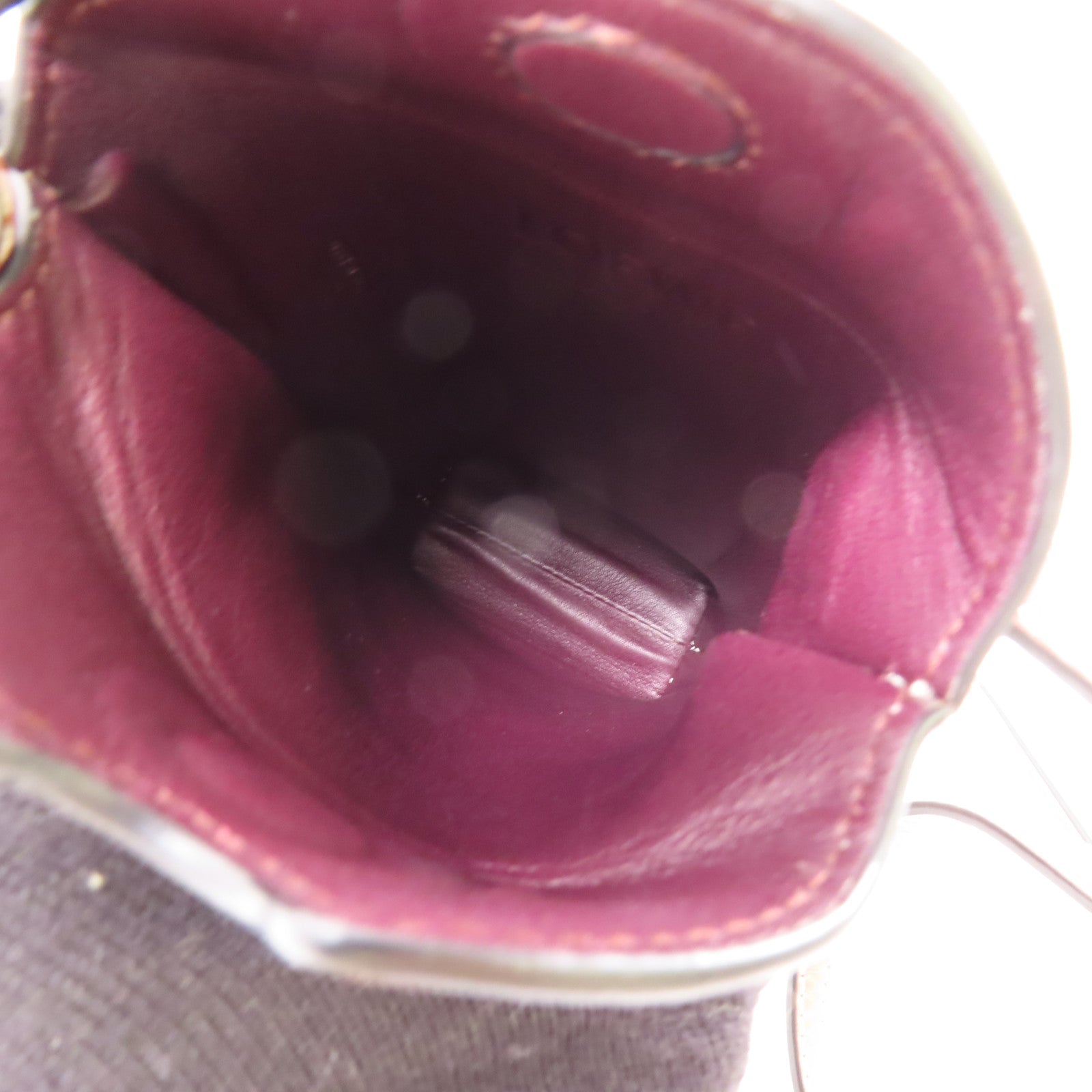 LOEWE 【激減優惠】牛皮皮革Gate Pocket銀扣肩背袋