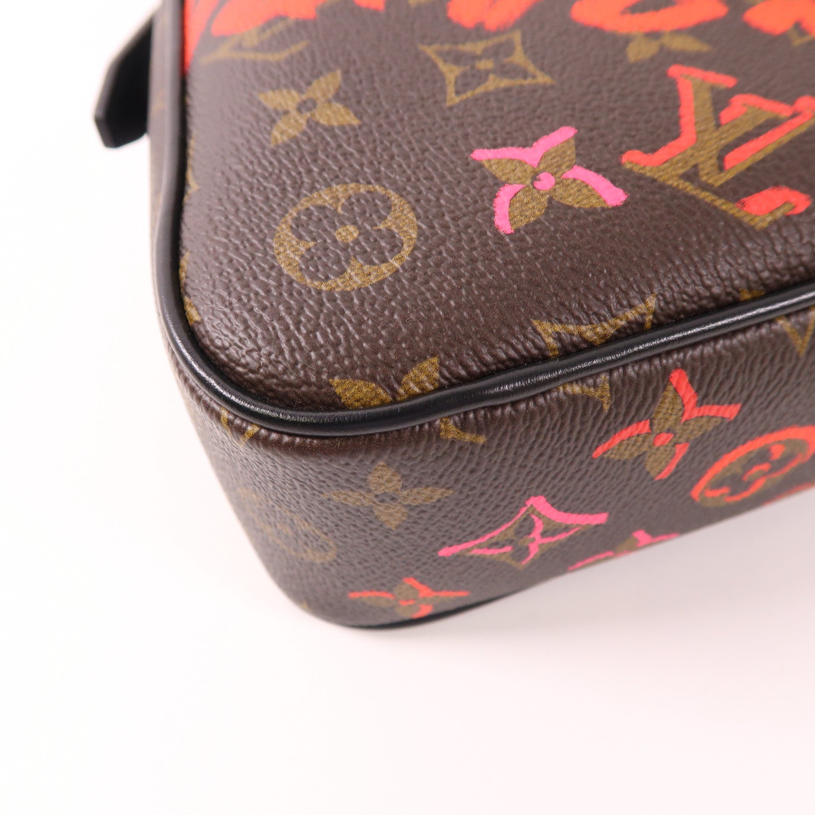 LOUIS VUITTON LV GHW Sac Coeur Fall In Love Shoulder Bag M45890 Monogram Brown