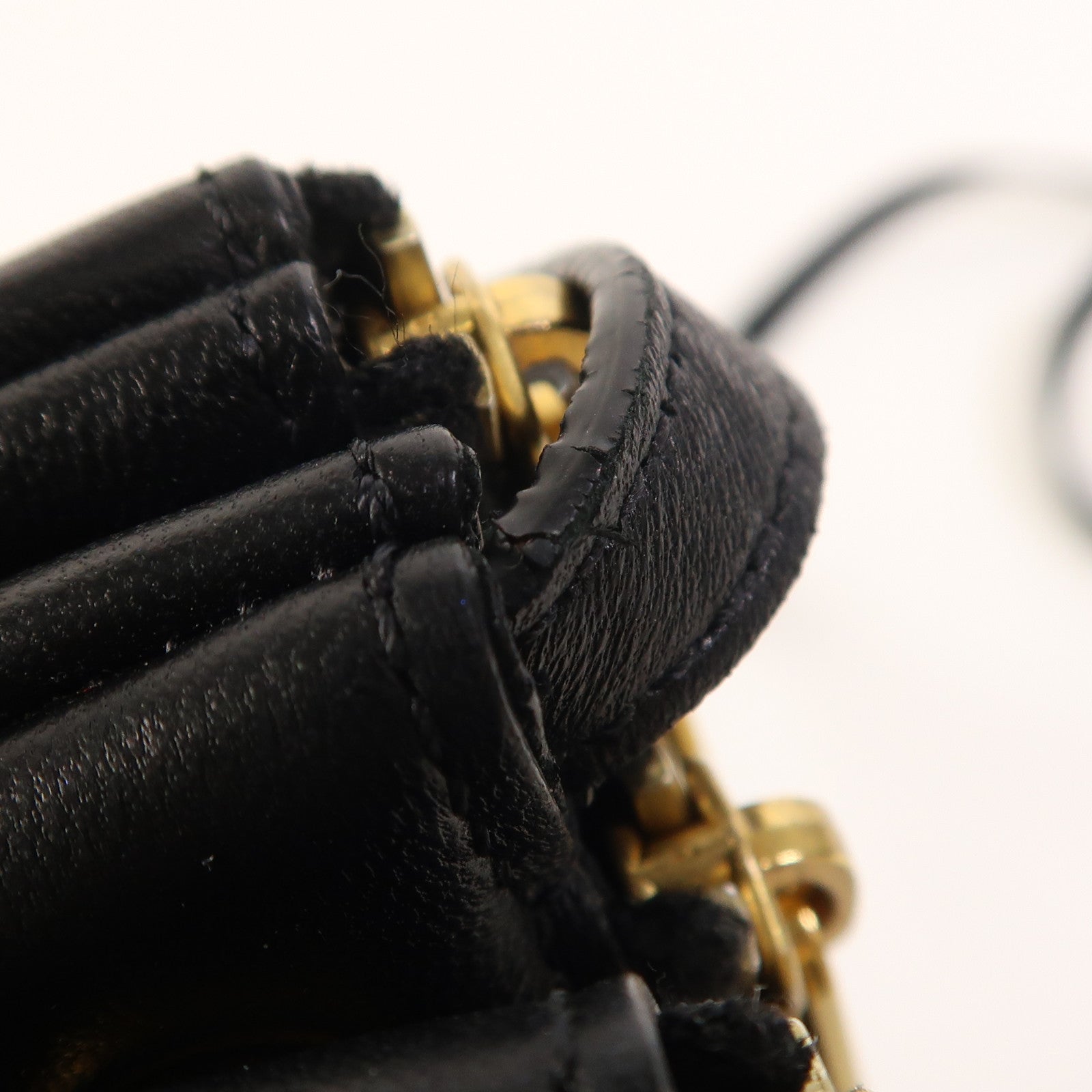 CELINE 羊皮皮革Trio金扣肩背袋